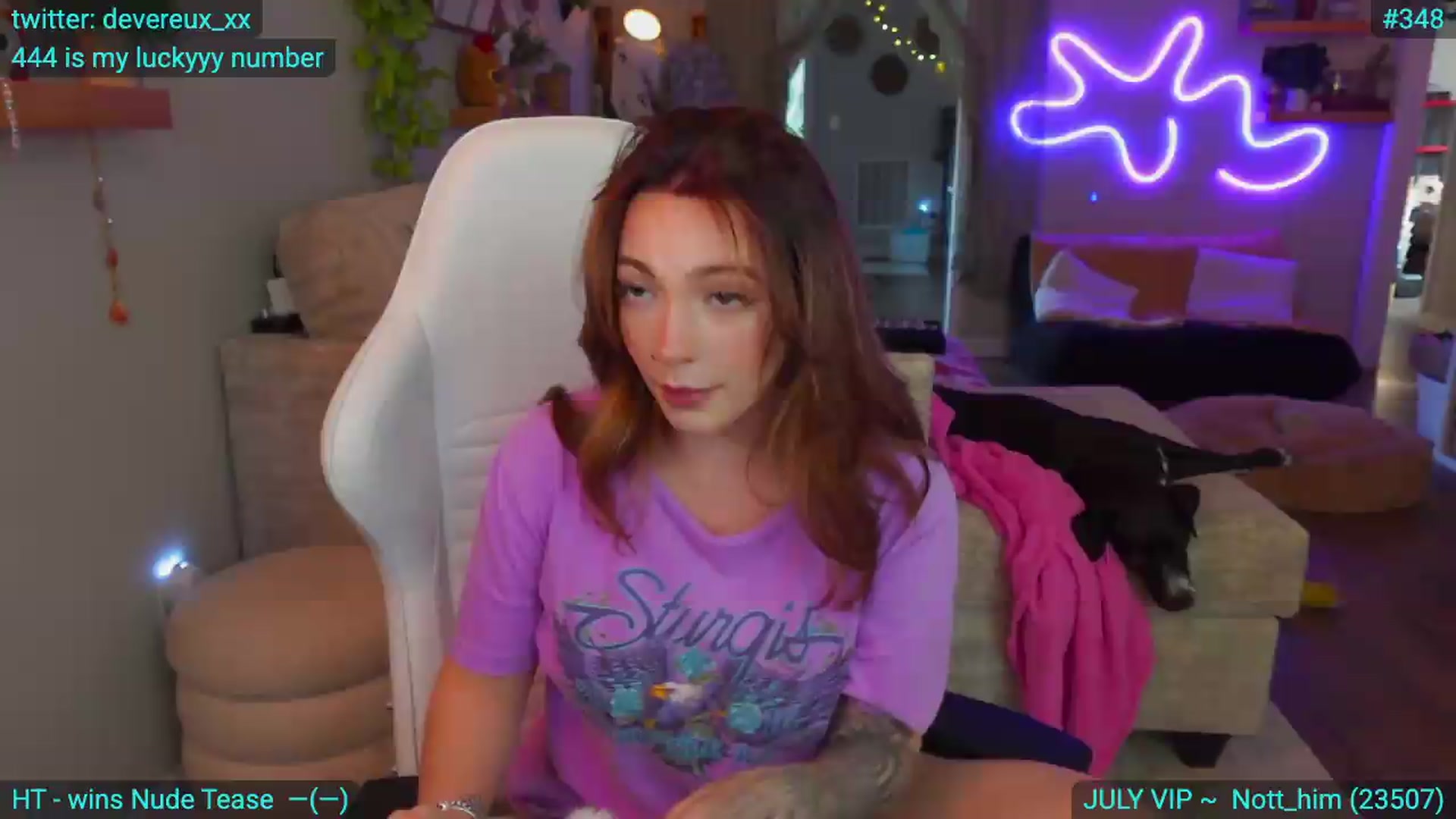 Gallery image thumbnail from DevereuxQ's myfreecams stream on, 07/28/2026, 24:10 image 2 of 20
