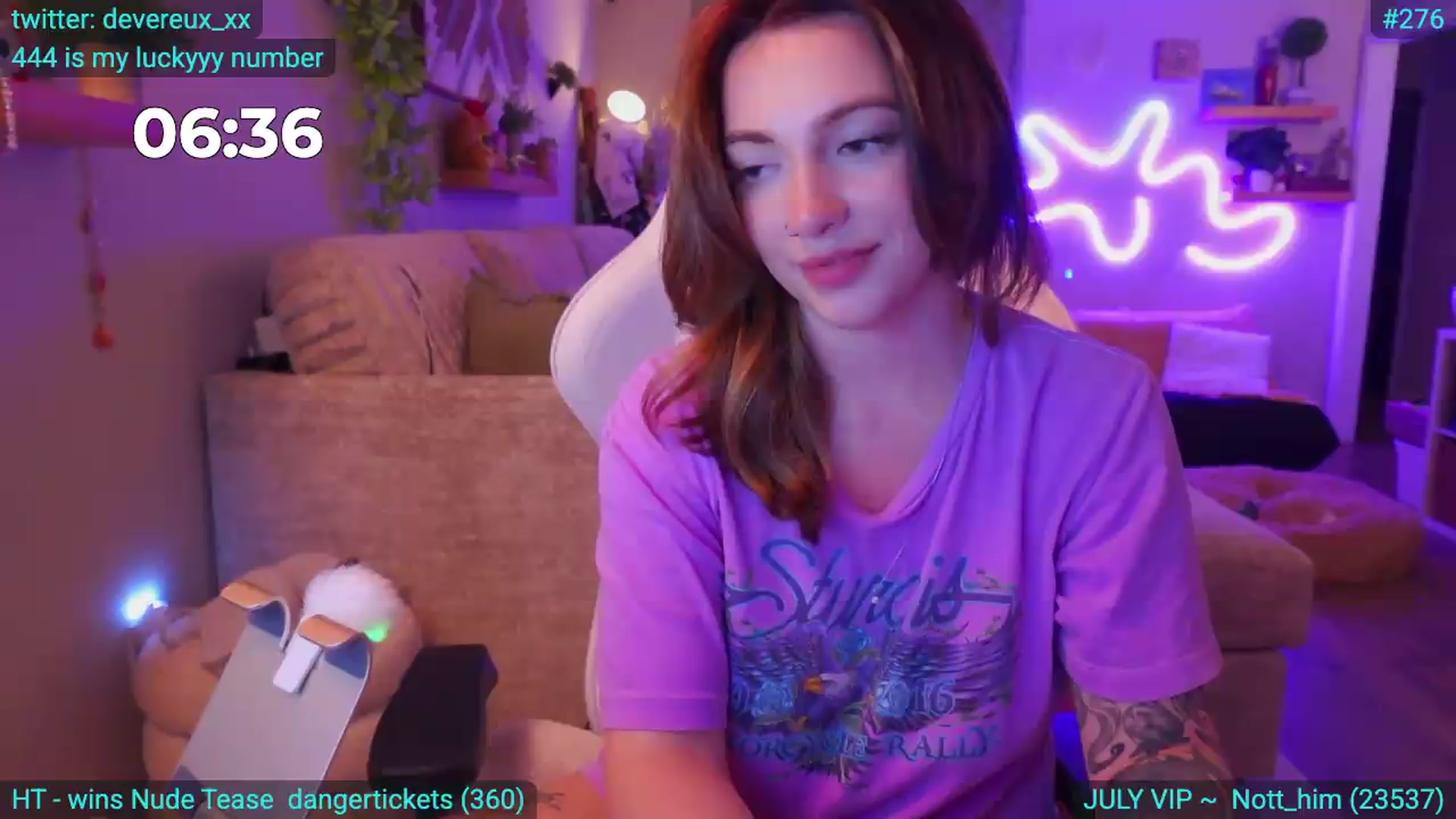 Gallery image thumbnail from DevereuxQ's myfreecams stream on, 07/28/2026, 02:10 image 17 of 20