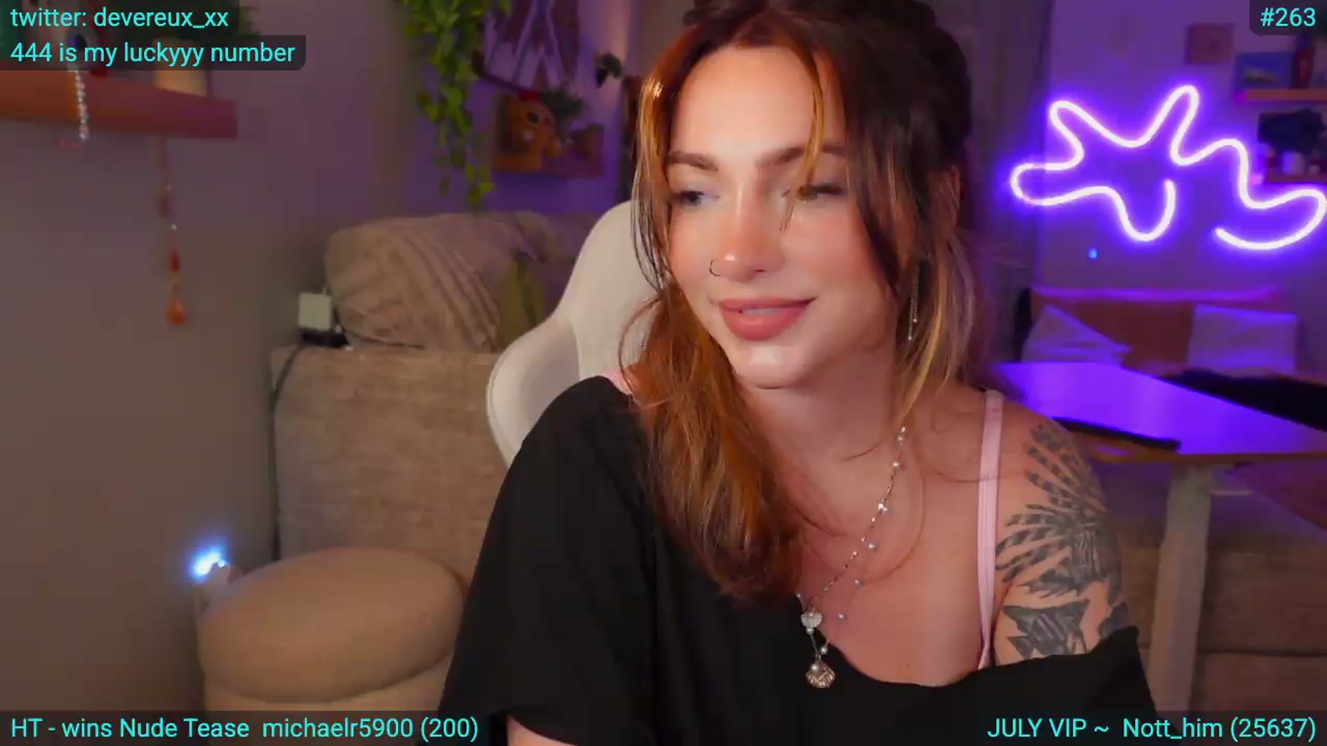 Gallery image thumbnail from DevereuxQ's myfreecams stream on, 07/29/2026, 24:01 image 9 of 20
