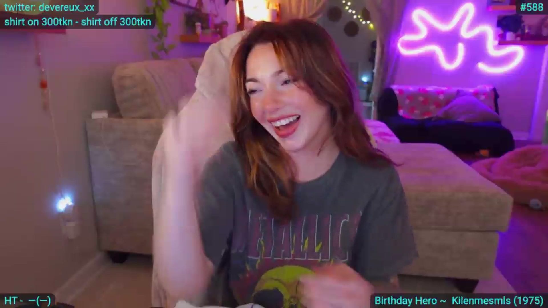 Gallery image thumbnail from DevereuxQ's myfreecams stream on, 08/05/2026, 24:50 image 9 of 20