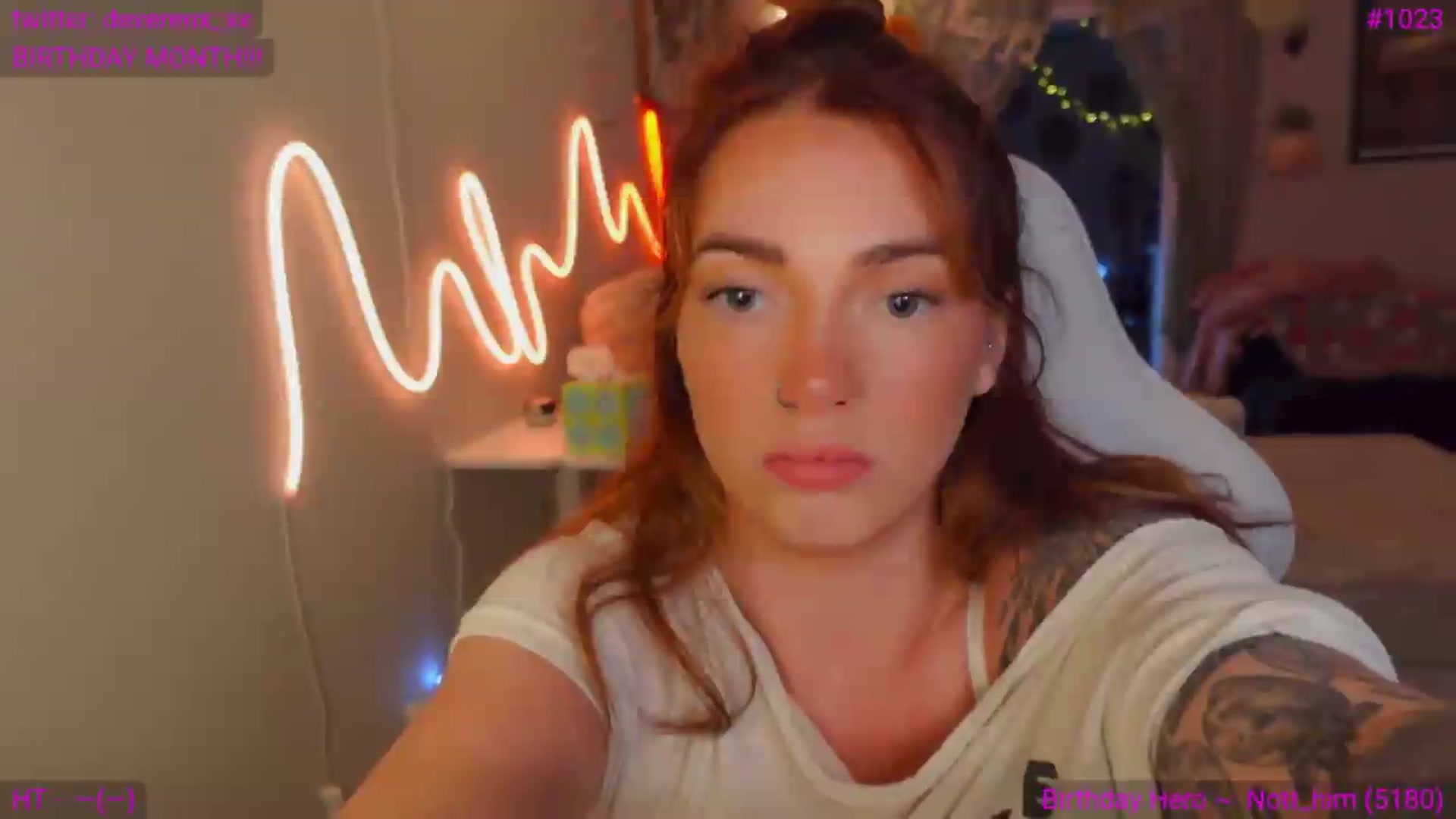 Gallery image thumbnail from DevereuxQ's myfreecams stream on, 08/17/2026, 23:28 image 16 of 20