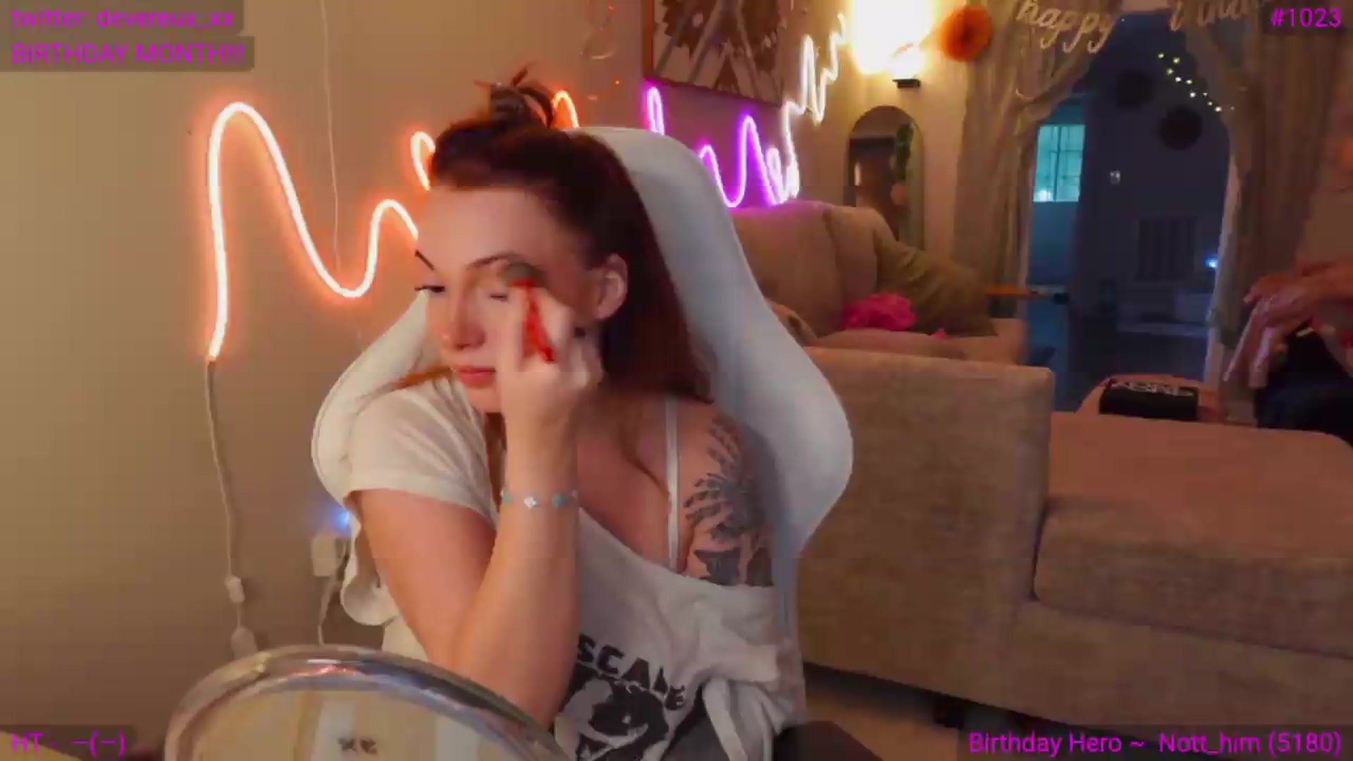Gallery image thumbnail from DevereuxQ's myfreecams stream on, 08/17/2026, 23:28 image 6 of 20
