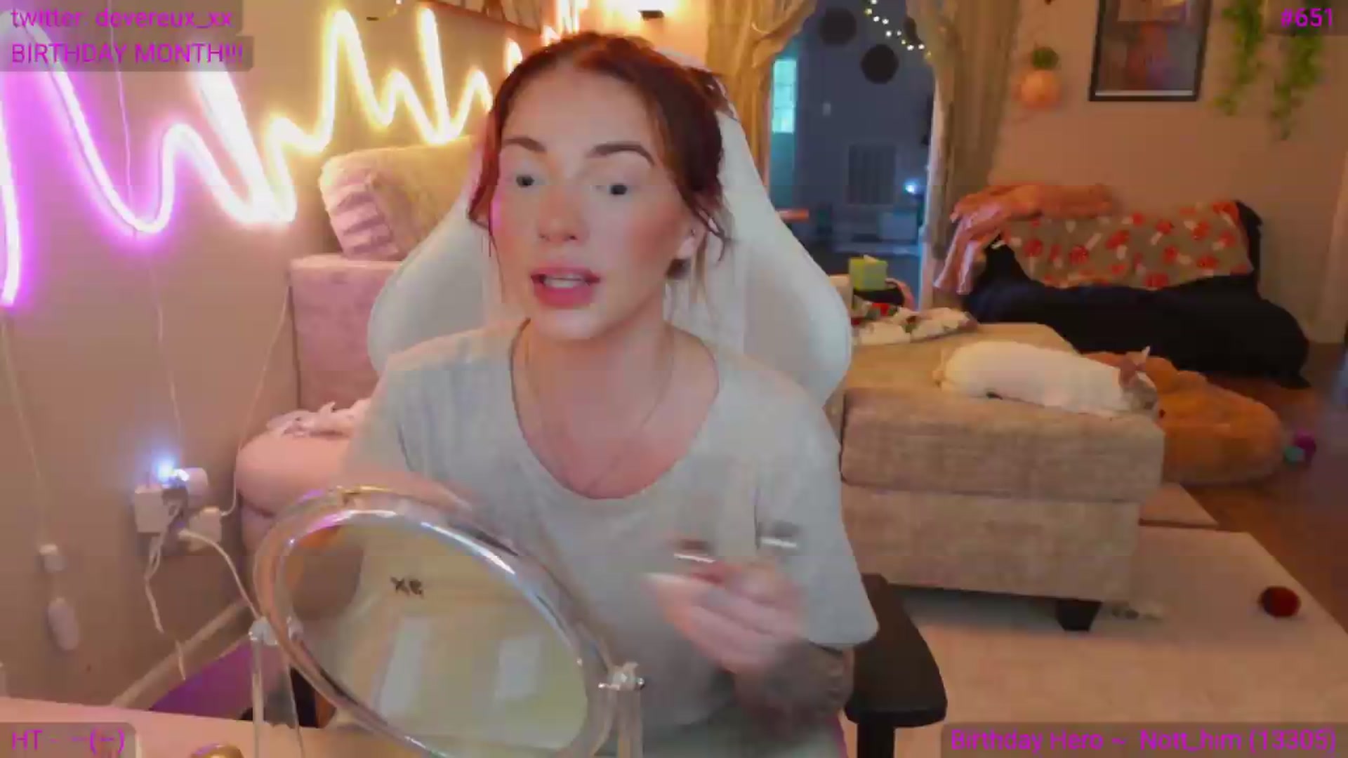 Gallery image thumbnail from DevereuxQ's myfreecams stream on, 08/19/2026, 02:03 image 2 of 20