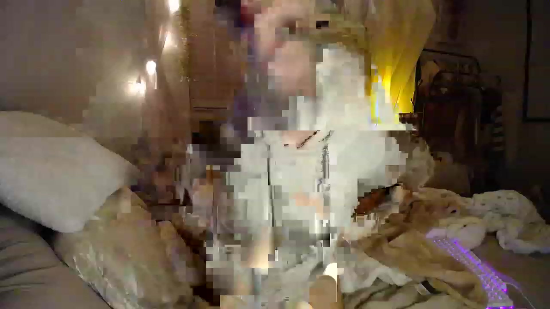 Gallery image thumbnail from Devereuxquinn's myfreecams stream on, 12/31/2022, 04:32 image 18 of 20