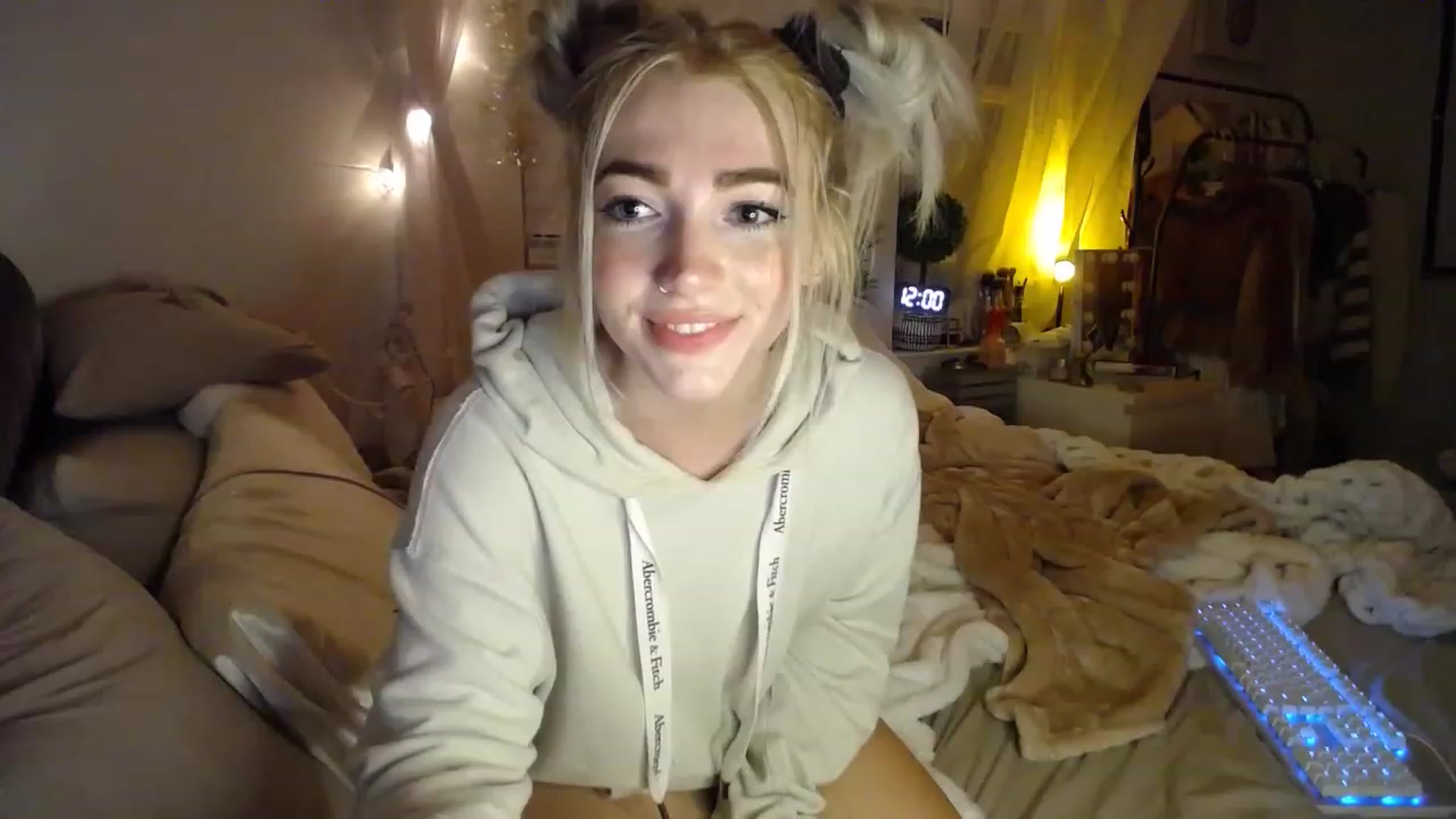 Gallery image thumbnail from Devereuxquinn's myfreecams stream on, 12/31/2022, 05:09 image 6 of 20
