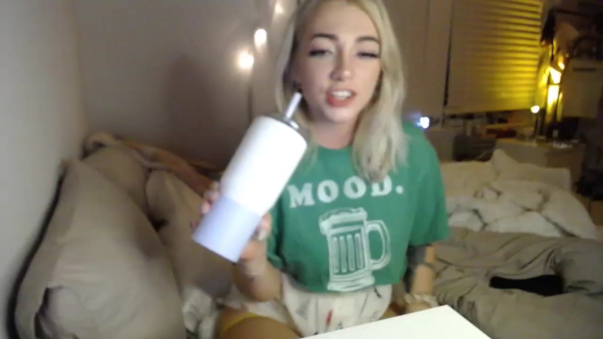 Gallery image thumbnail from Devereuxquinn's myfreecams stream on, 01/07/2023, 05:36 image 4 of 20