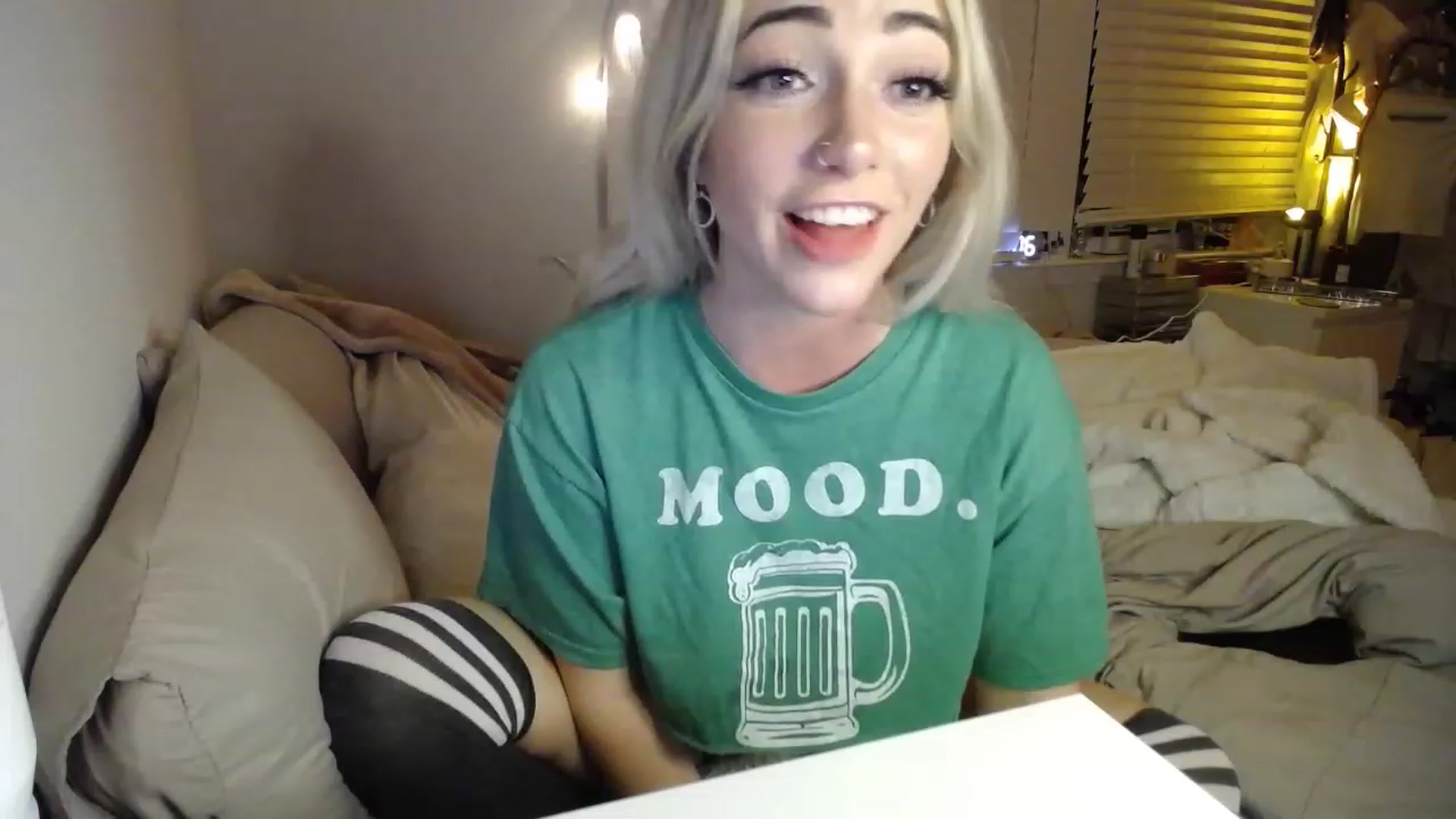 Gallery image thumbnail from Devereuxquinn's myfreecams stream on, 01/07/2023, 05:36 image 7 of 20