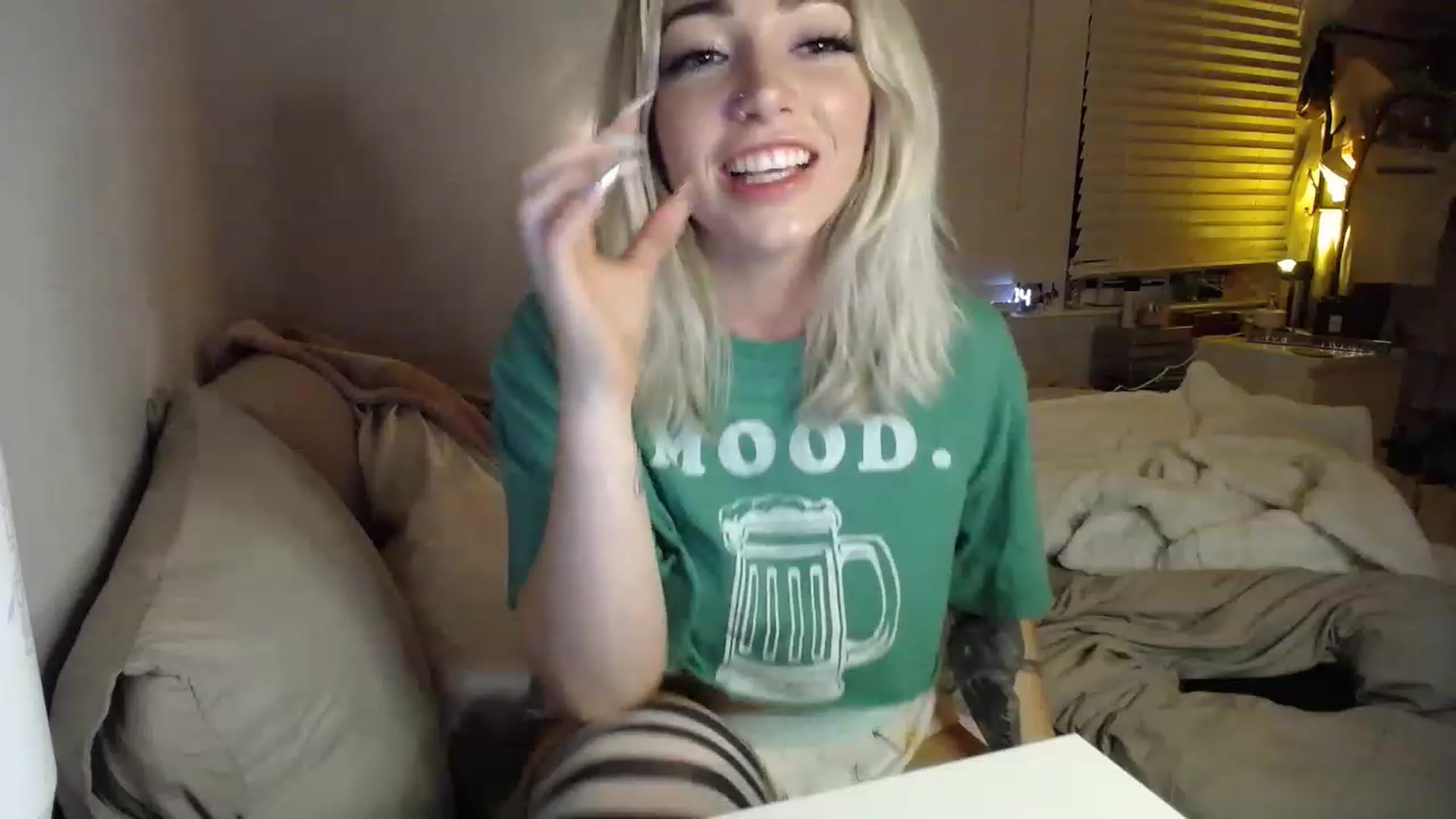 Gallery image thumbnail from Devereuxquinn's myfreecams stream on, 01/07/2023, 05:36 image 6 of 20