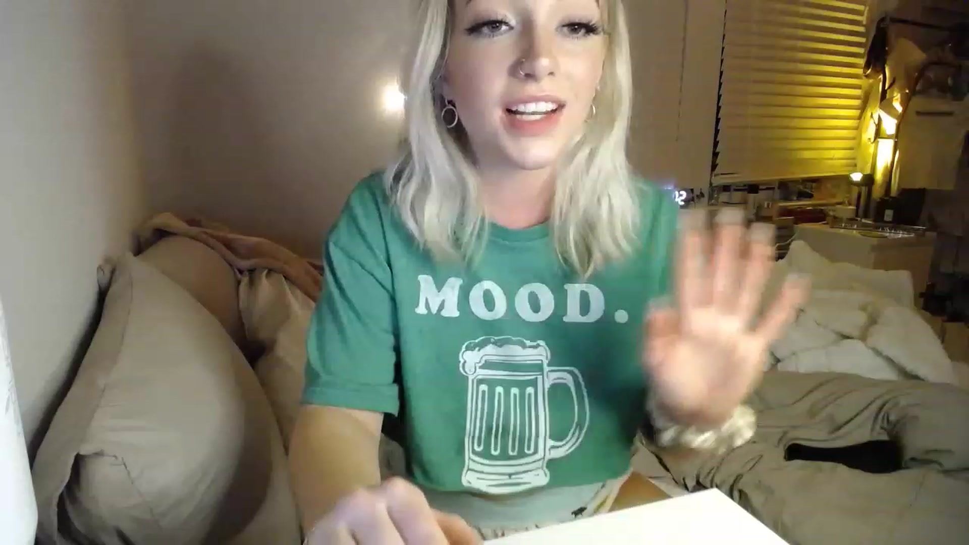 Gallery image thumbnail from Devereuxquinn's myfreecams stream on, 01/07/2023, 05:36 image 5 of 20