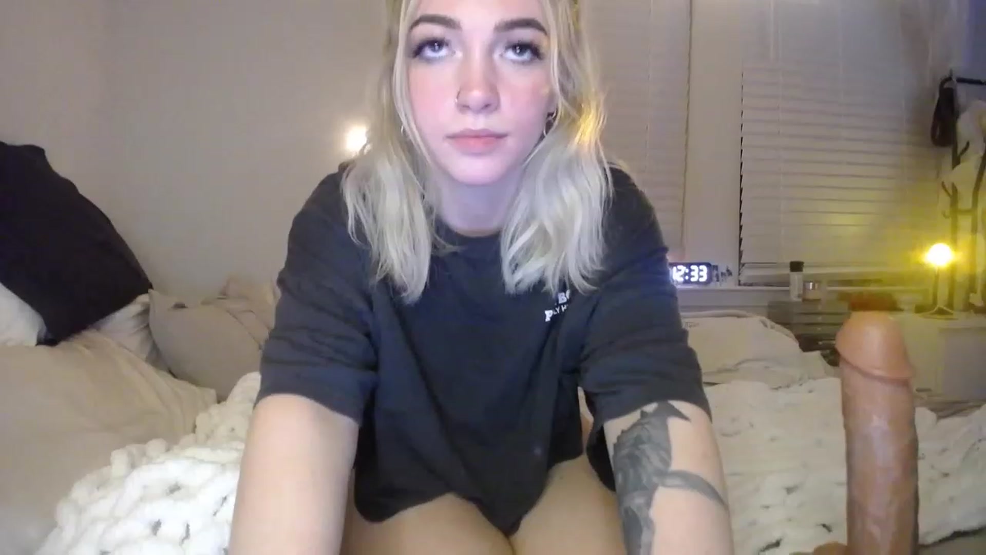 Gallery image thumbnail from Devereuxquinn's myfreecams stream on, 01/08/2023, 06:14 image 4 of 20