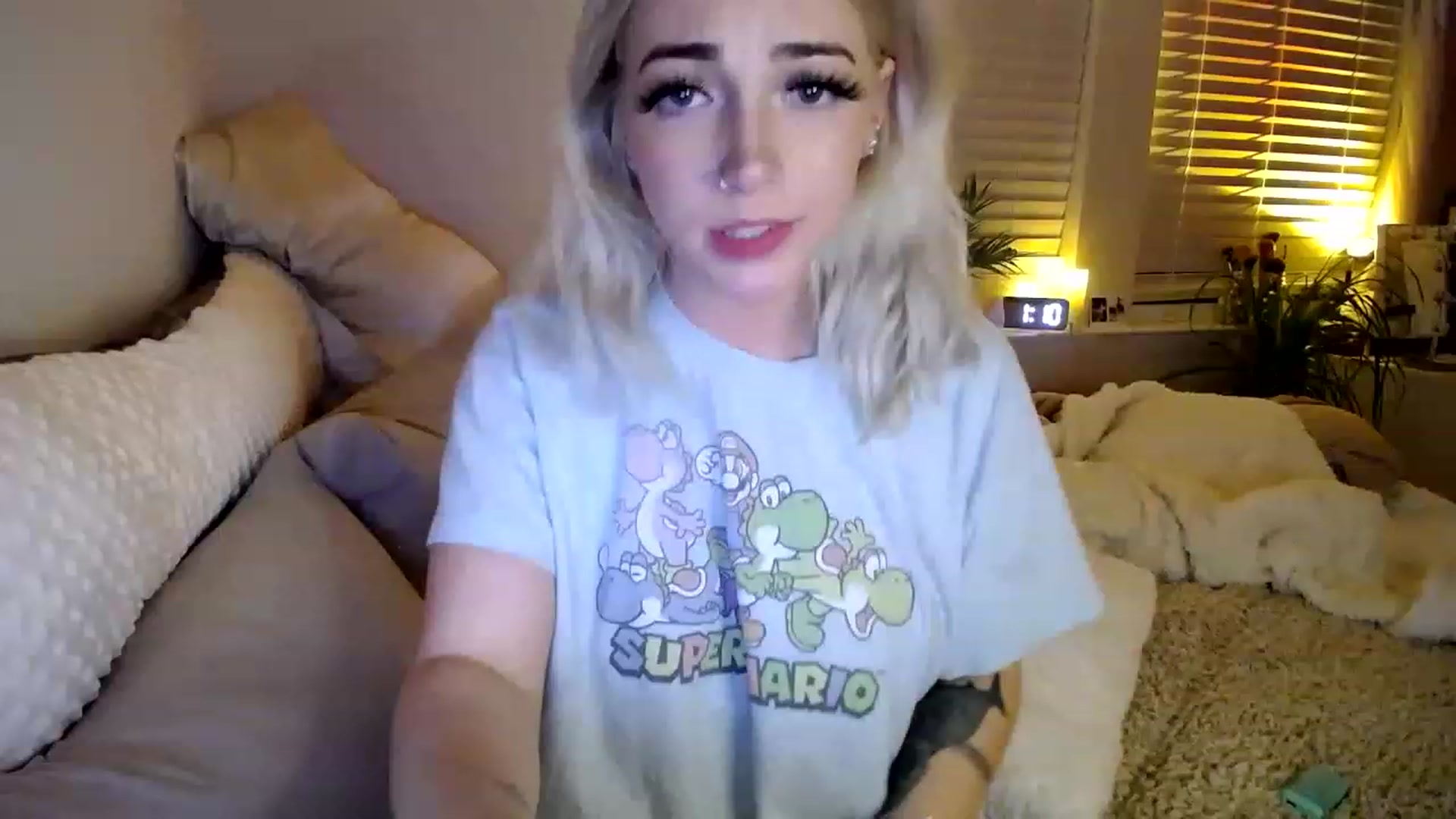 Gallery image thumbnail from Devereuxquinn's myfreecams stream on, 01/22/2023, 07:57 image 7 of 20