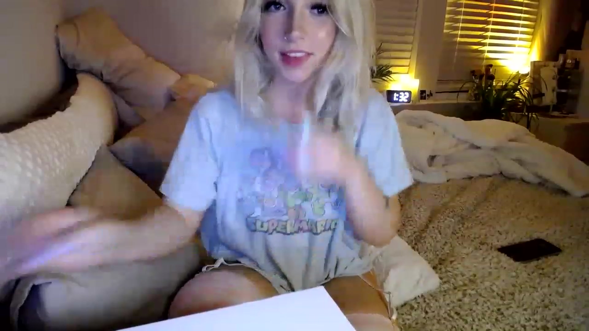 Gallery image thumbnail from Devereuxquinn's myfreecams stream on, 01/22/2023, 07:57 image 10 of 20