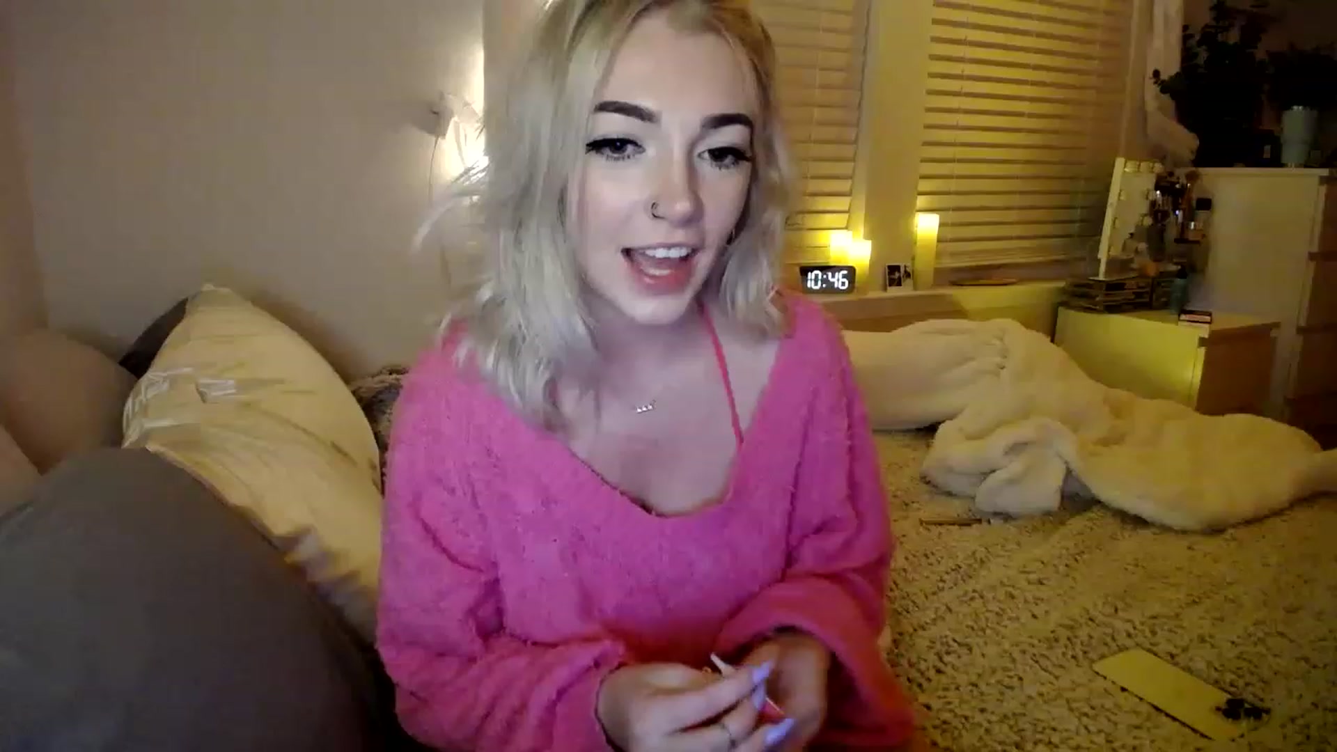 Gallery image thumbnail from Devereuxquinn's myfreecams stream on, 01/29/2023, 05:41 image 2 of 20