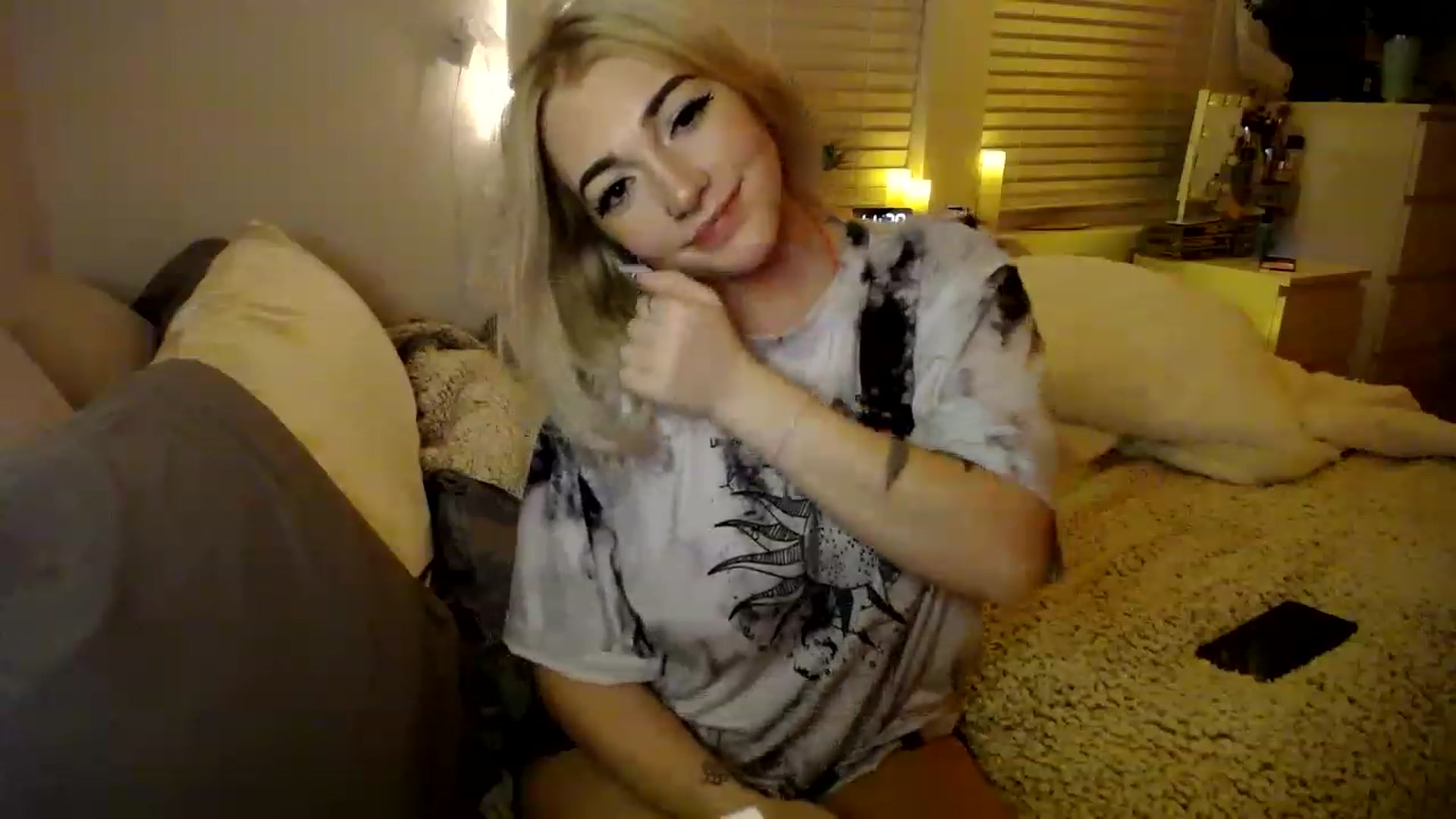 Gallery image thumbnail from Devereuxquinn's myfreecams stream on, 01/29/2023, 05:41 image 11 of 20