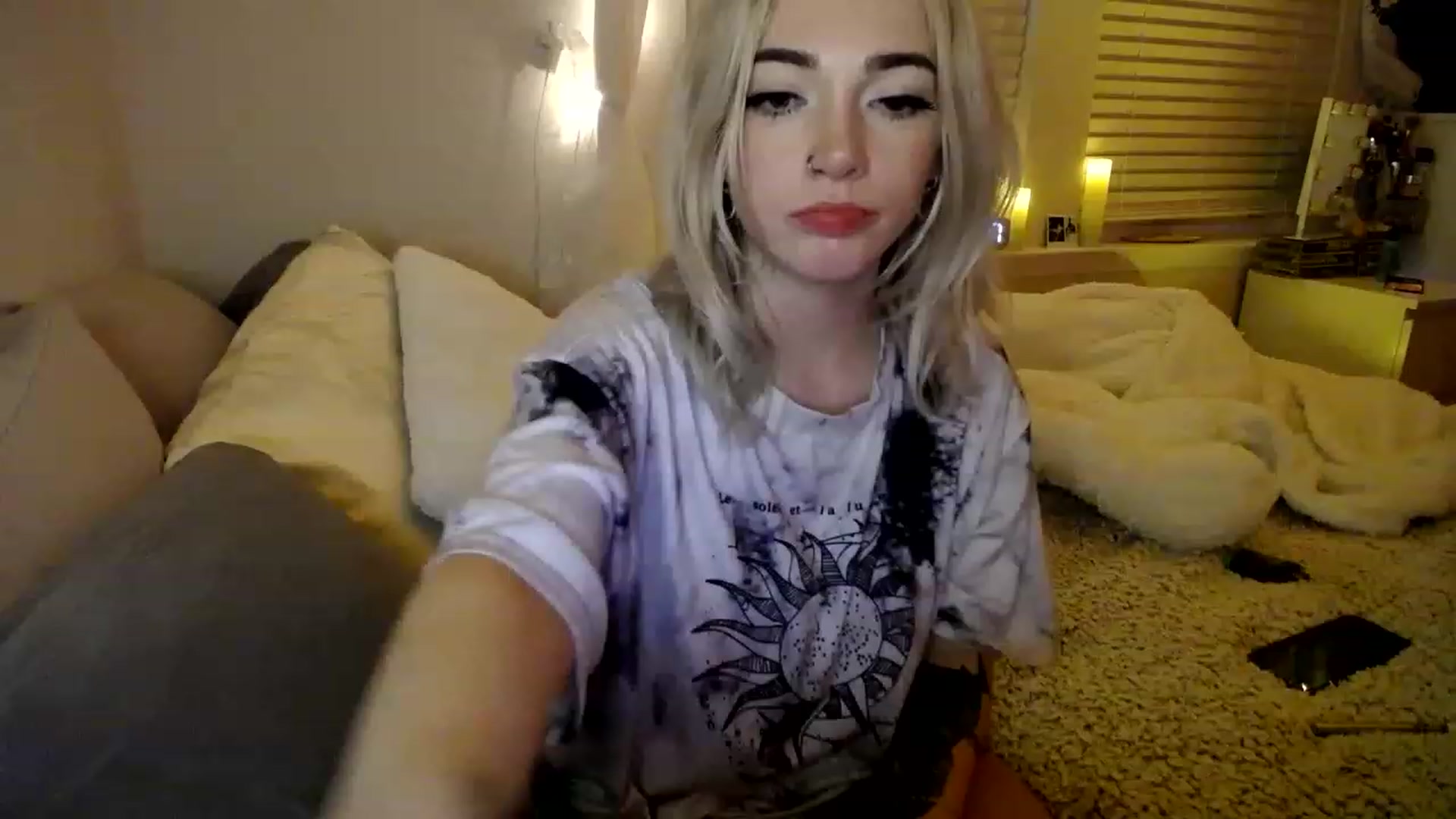 Gallery image thumbnail from Devereuxquinn's myfreecams stream on, 01/29/2023, 07:06 image 11 of 20