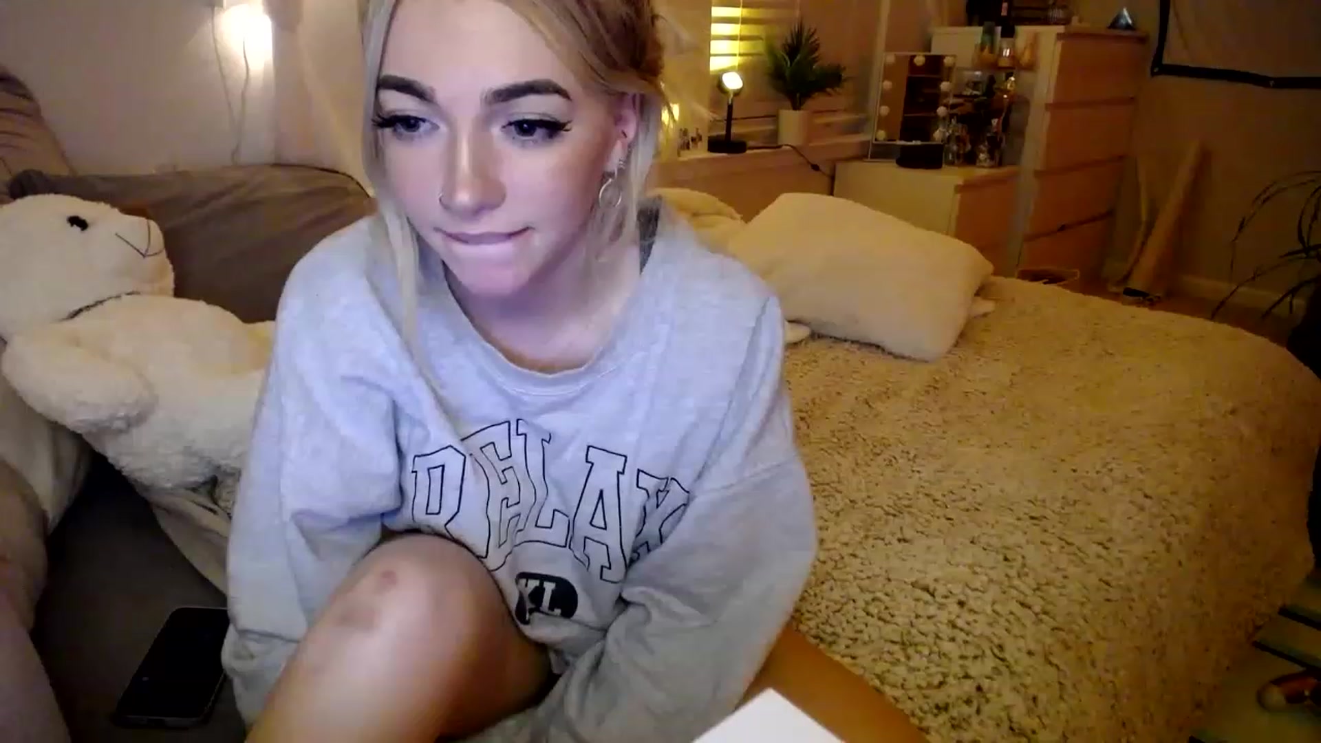 Gallery image thumbnail from Devereuxquinn's myfreecams stream on, 01/31/2023, 07:56 image 7 of 20