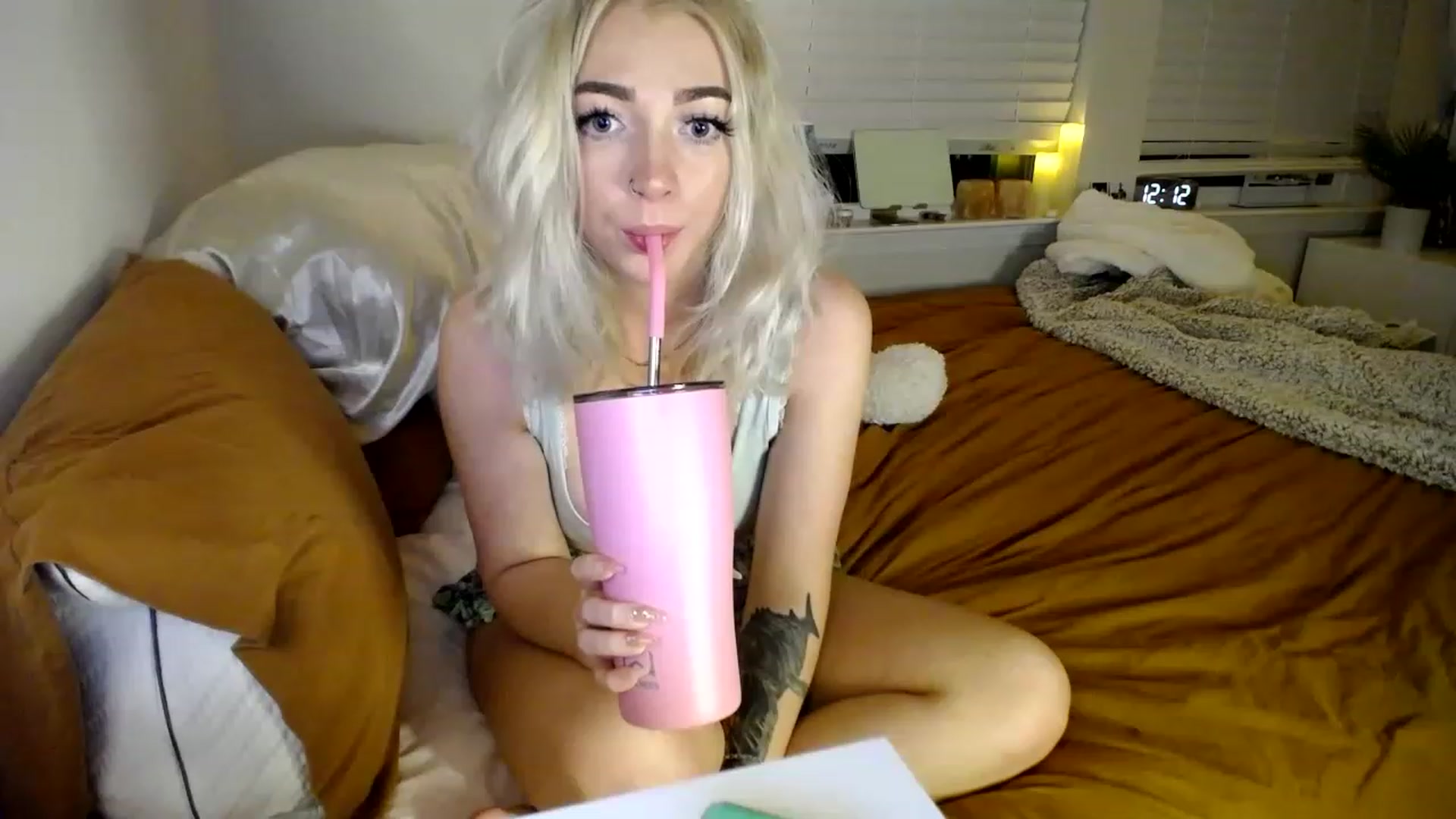 Gallery image thumbnail from Devereuxquinn's myfreecams stream on, 02/03/2023, 05:41 image 14 of 20