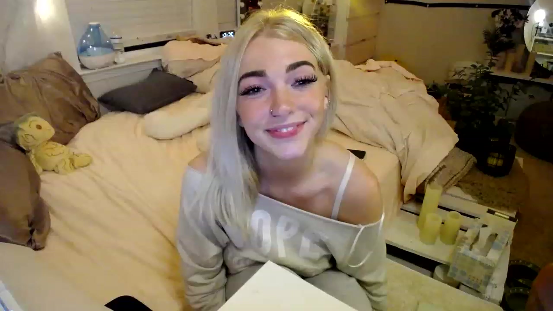 Gallery image thumbnail from Devereuxquinn's myfreecams stream on, 02/10/2023, 05:30 image 14 of 20
