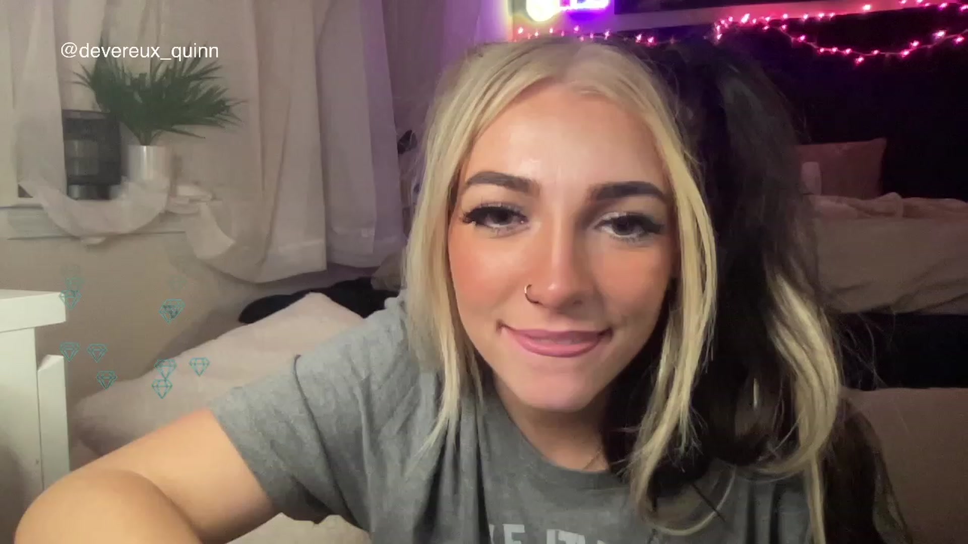 Gallery image thumbnail from Devereuxquinn's myfreecams stream on, 03/19/2023, 05:55 image 5 of 20