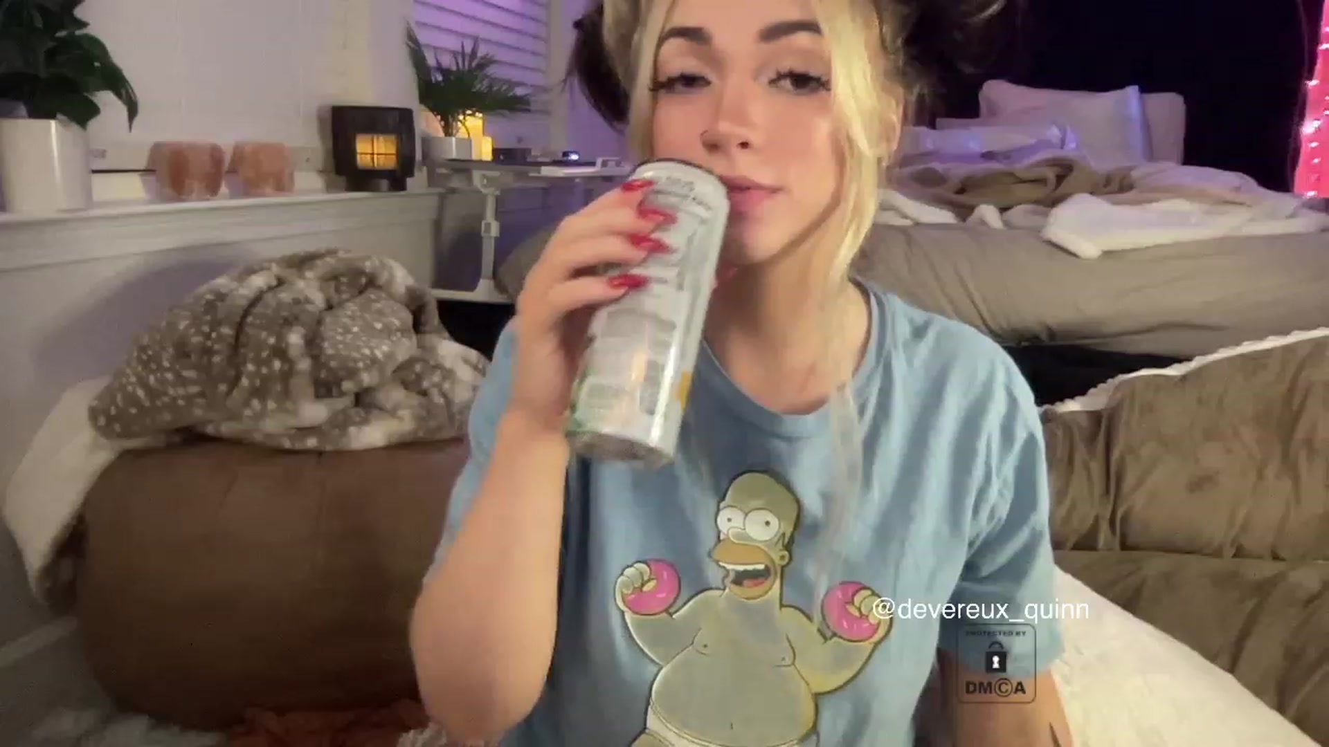Gallery image thumbnail from Devereuxquinn's myfreecams stream on, 03/28/2023, 03:51 image 18 of 20