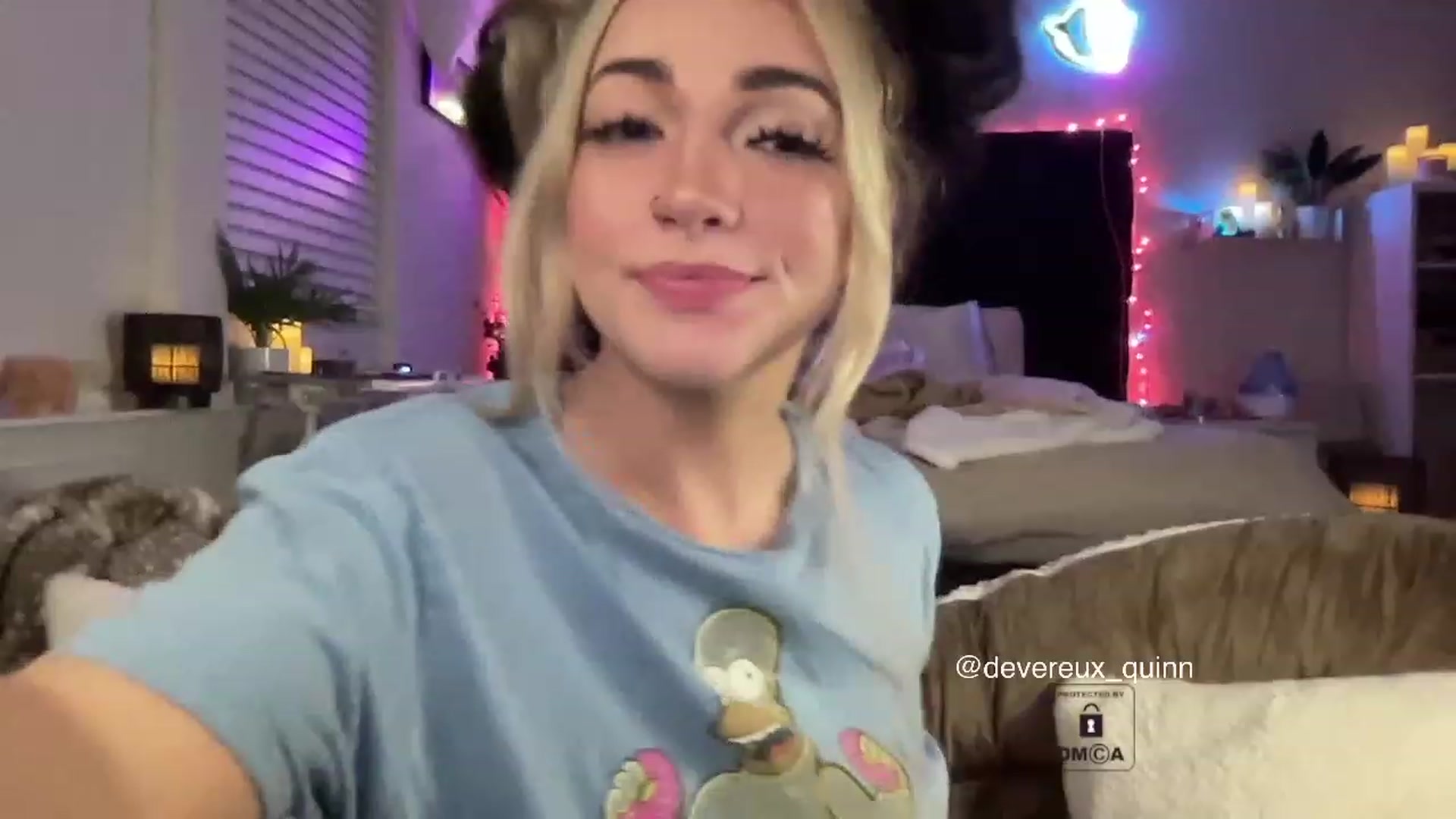 Gallery image thumbnail from Devereuxquinn's myfreecams stream on, 03/28/2023, 03:51 image 13 of 20