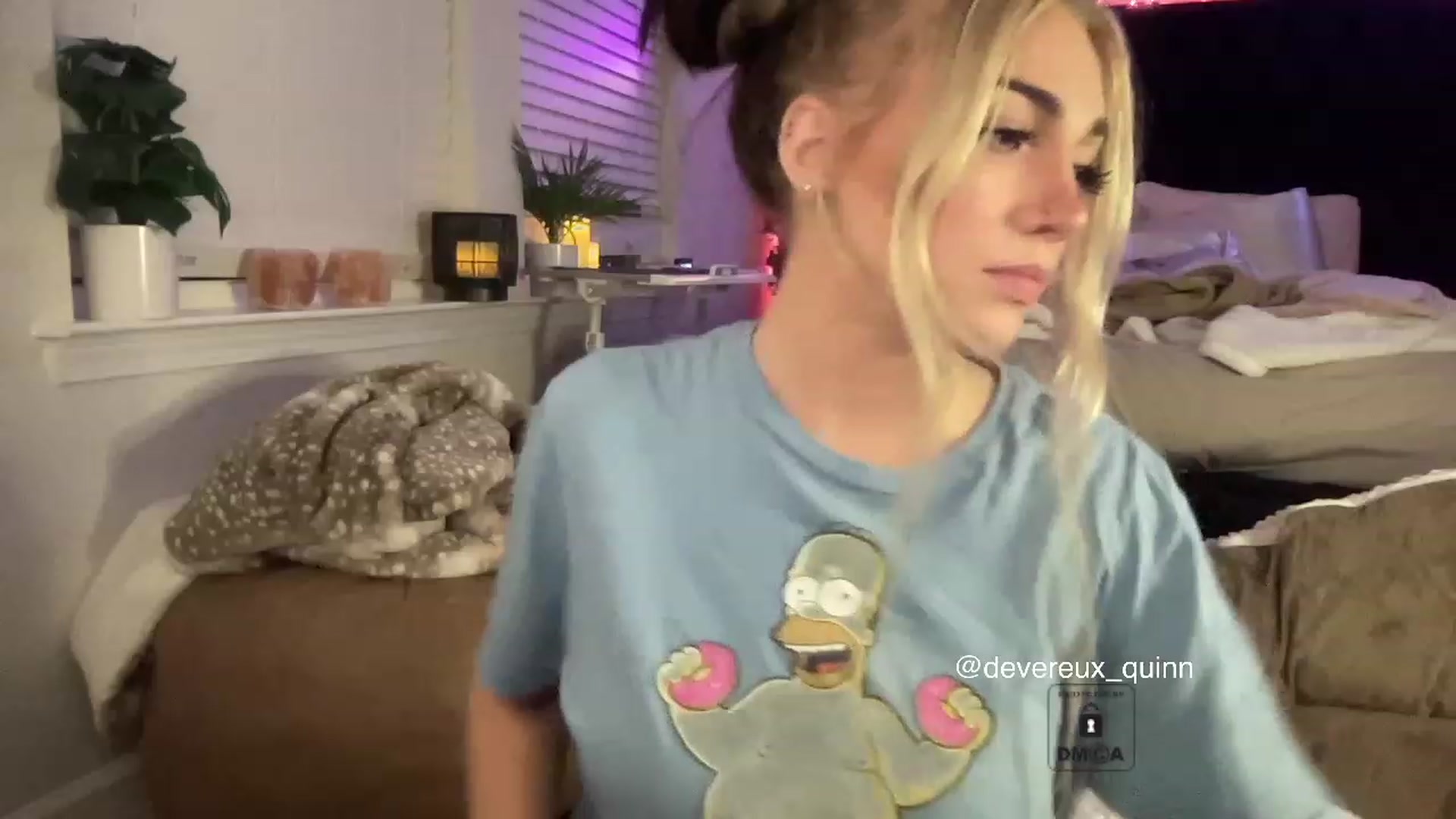 Gallery image thumbnail from Devereuxquinn's myfreecams stream on, 03/28/2023, 03:51 image 20 of 20