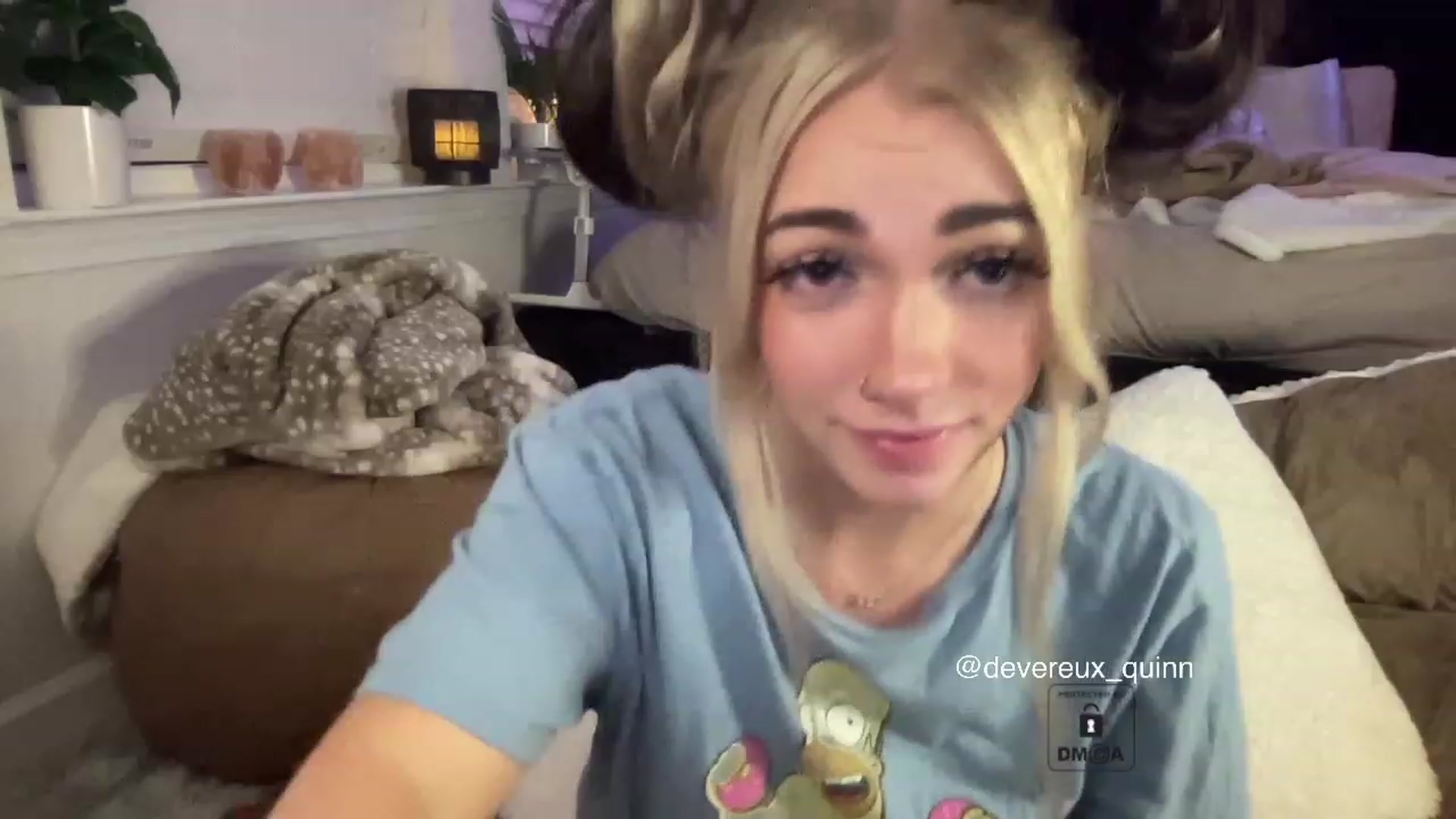 Gallery image thumbnail from Devereuxquinn's myfreecams stream on, 03/28/2023, 06:17 image 9 of 20