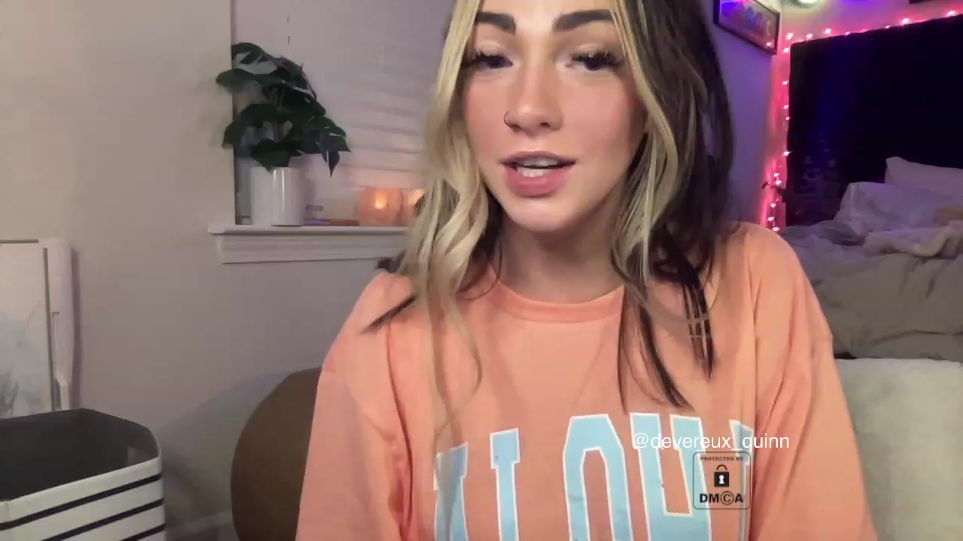 Gallery image thumbnail from Devereuxquinn's myfreecams stream on, 04/01/2023, 05:31 image 12 of 20