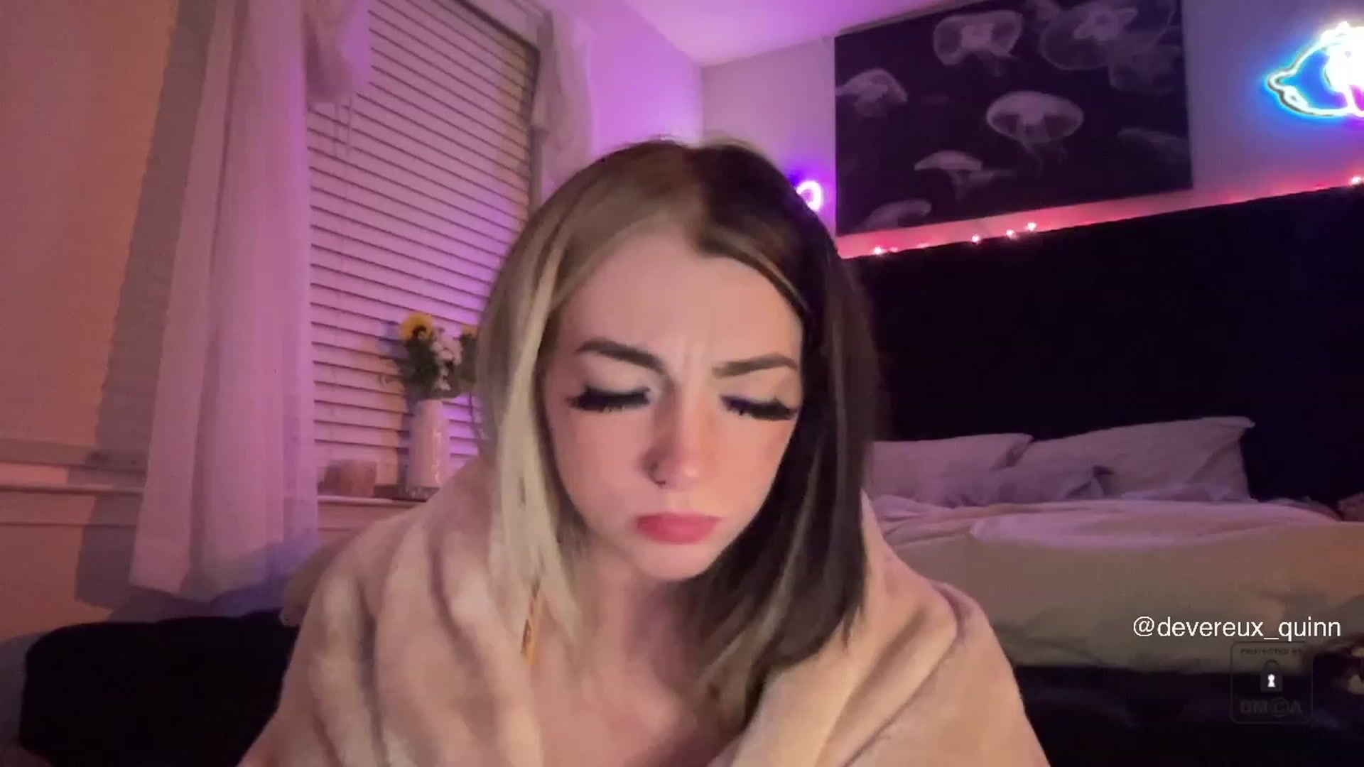 Gallery image thumbnail from Devereuxquinn's myfreecams stream on, 04/18/2023, 06:40 image 20 of 20