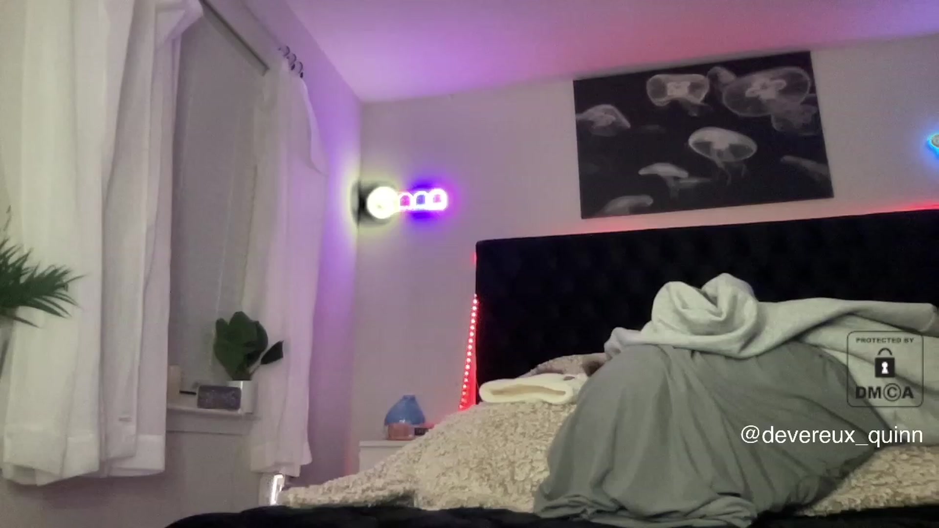 Gallery image thumbnail from Devereuxquinn's myfreecams stream on, 05/11/2023, 08:17 image 2 of 20