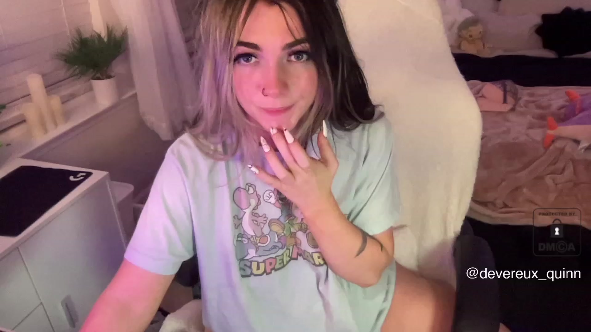 Gallery image thumbnail from Devereuxquinn's myfreecams stream on, 05/20/2023, 08:07 image 6 of 20