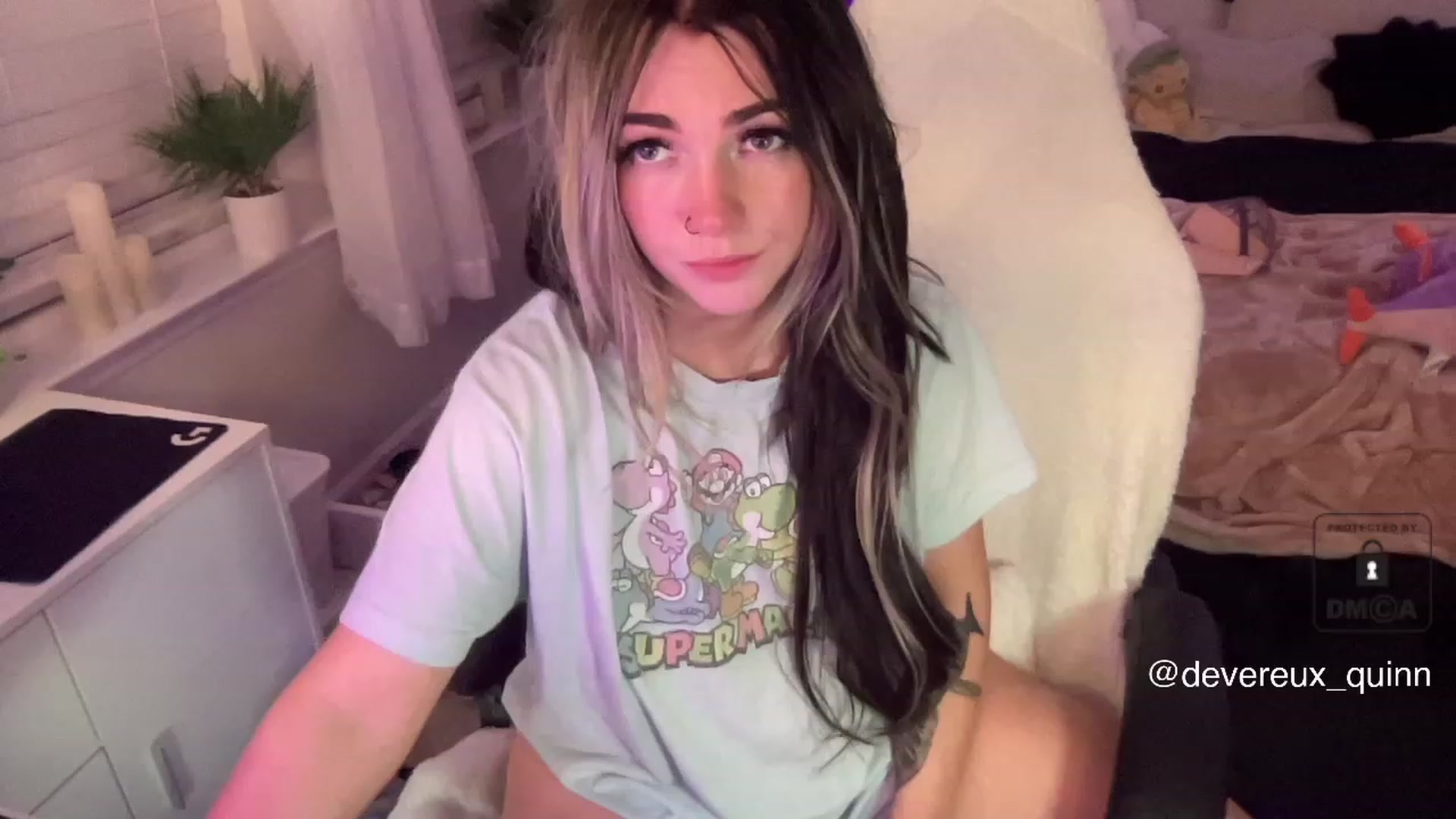 Gallery image thumbnail from Devereuxquinn's myfreecams stream on, 05/20/2023, 08:07 image 4 of 20