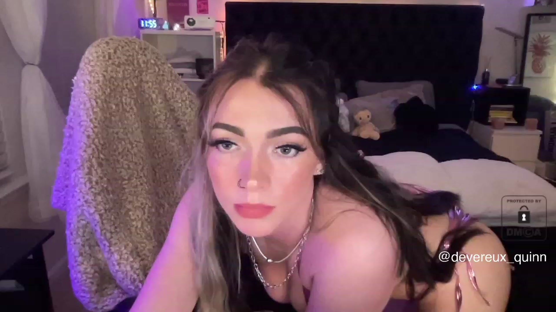 Gallery image thumbnail from Devereuxquinn's myfreecams stream on, 06/02/2023, 04:12 image 10 of 20
