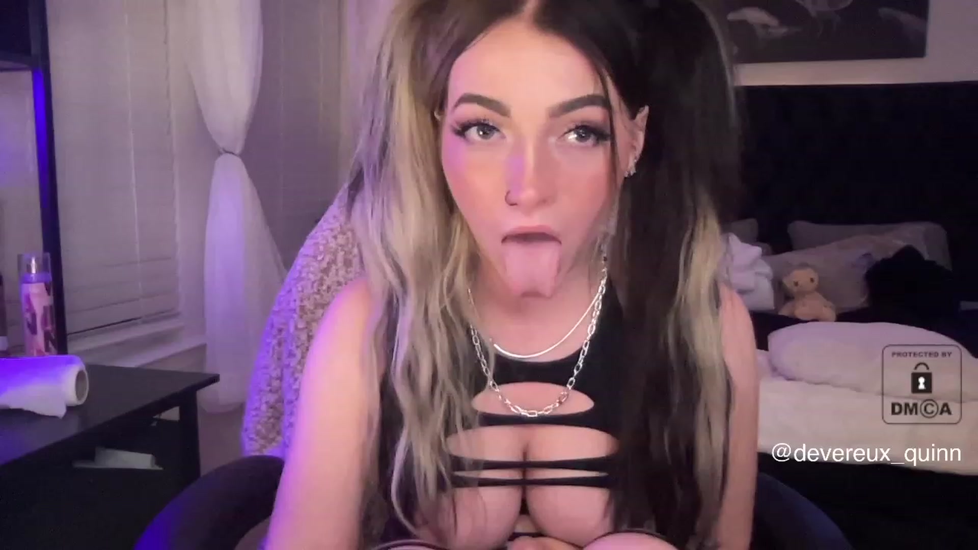 Gallery image thumbnail from Devereuxquinn's myfreecams stream on, 06/02/2023, 09:04 image 13 of 20