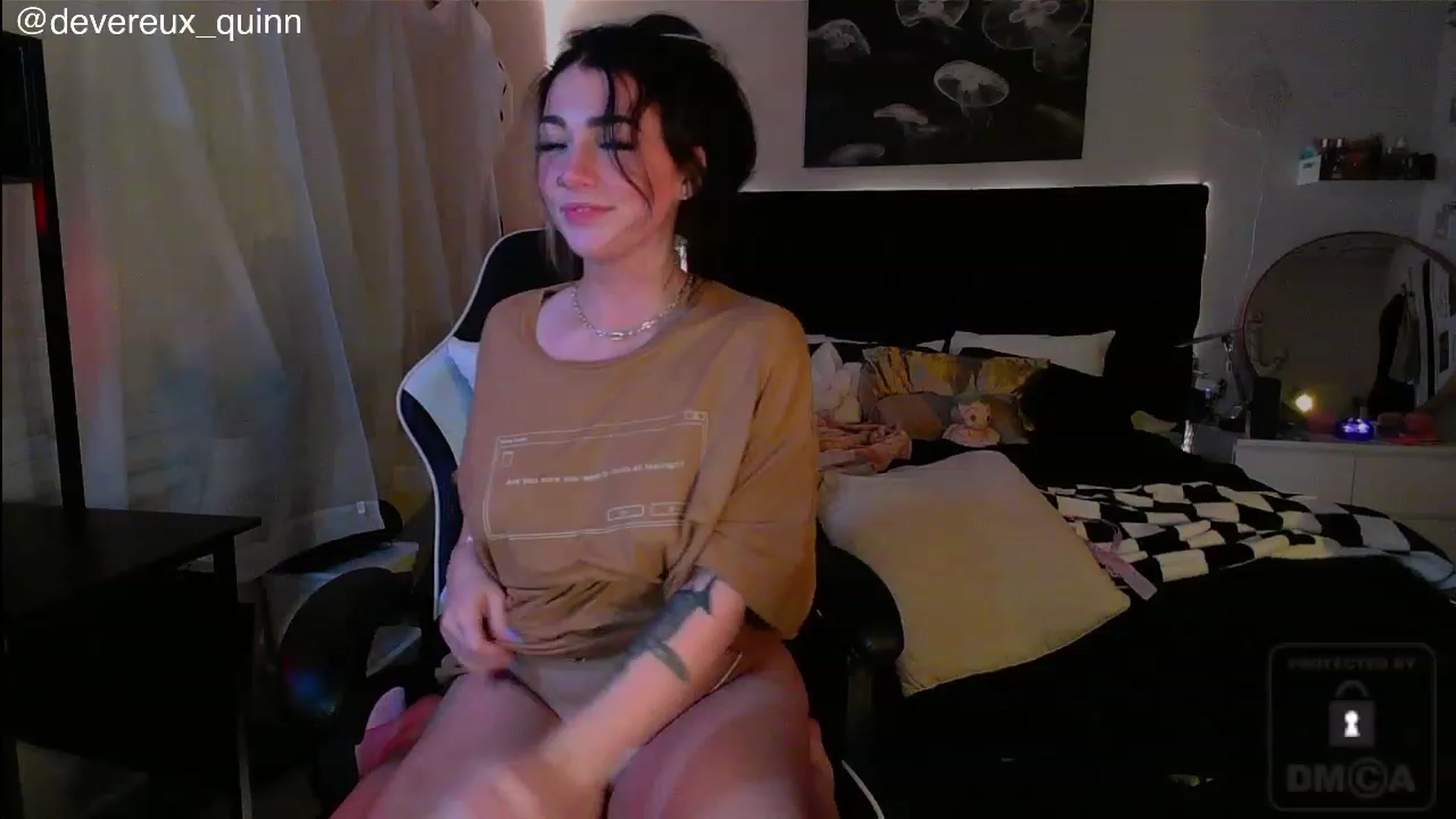 Gallery image thumbnail from Devereuxquinn's myfreecams stream on, 06/25/2023, 06:31 image 11 of 20