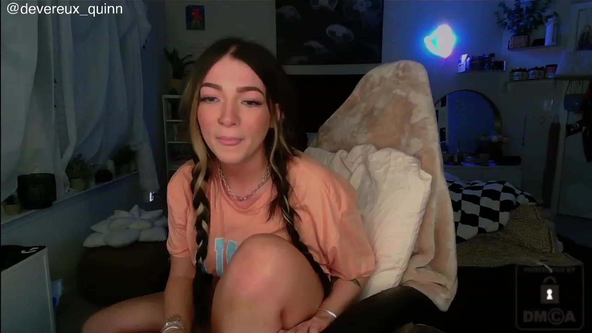 Gallery image thumbnail from Devereuxquinn's myfreecams stream on, 07/07/2023, 04:01 image 6 of 20