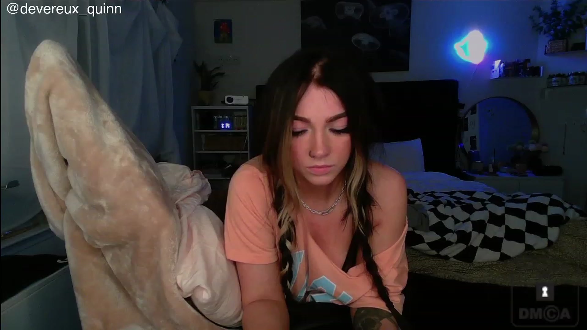 Gallery image thumbnail from Devereuxquinn's myfreecams stream on, 07/07/2023, 07:01 image 7 of 20