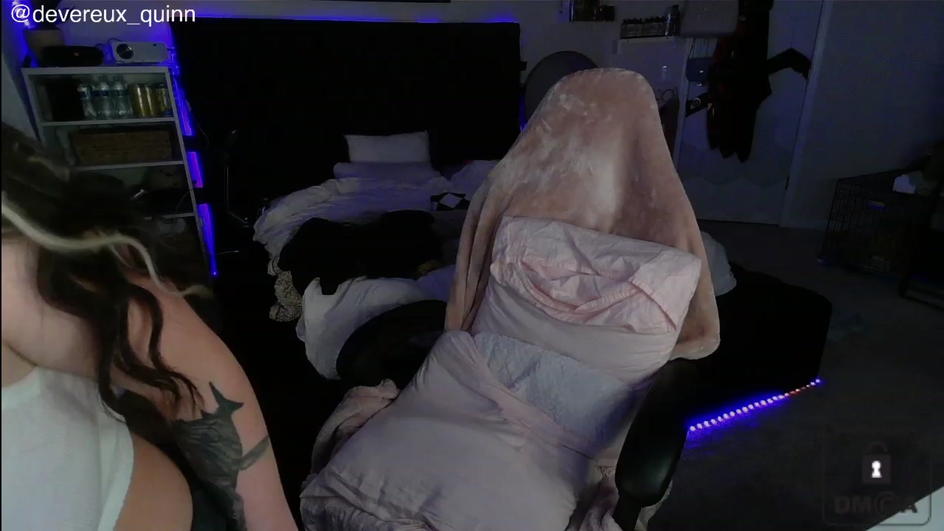 Gallery image thumbnail from Devereuxquinn's myfreecams stream on, 07/09/2023, 05:23 image 2 of 20