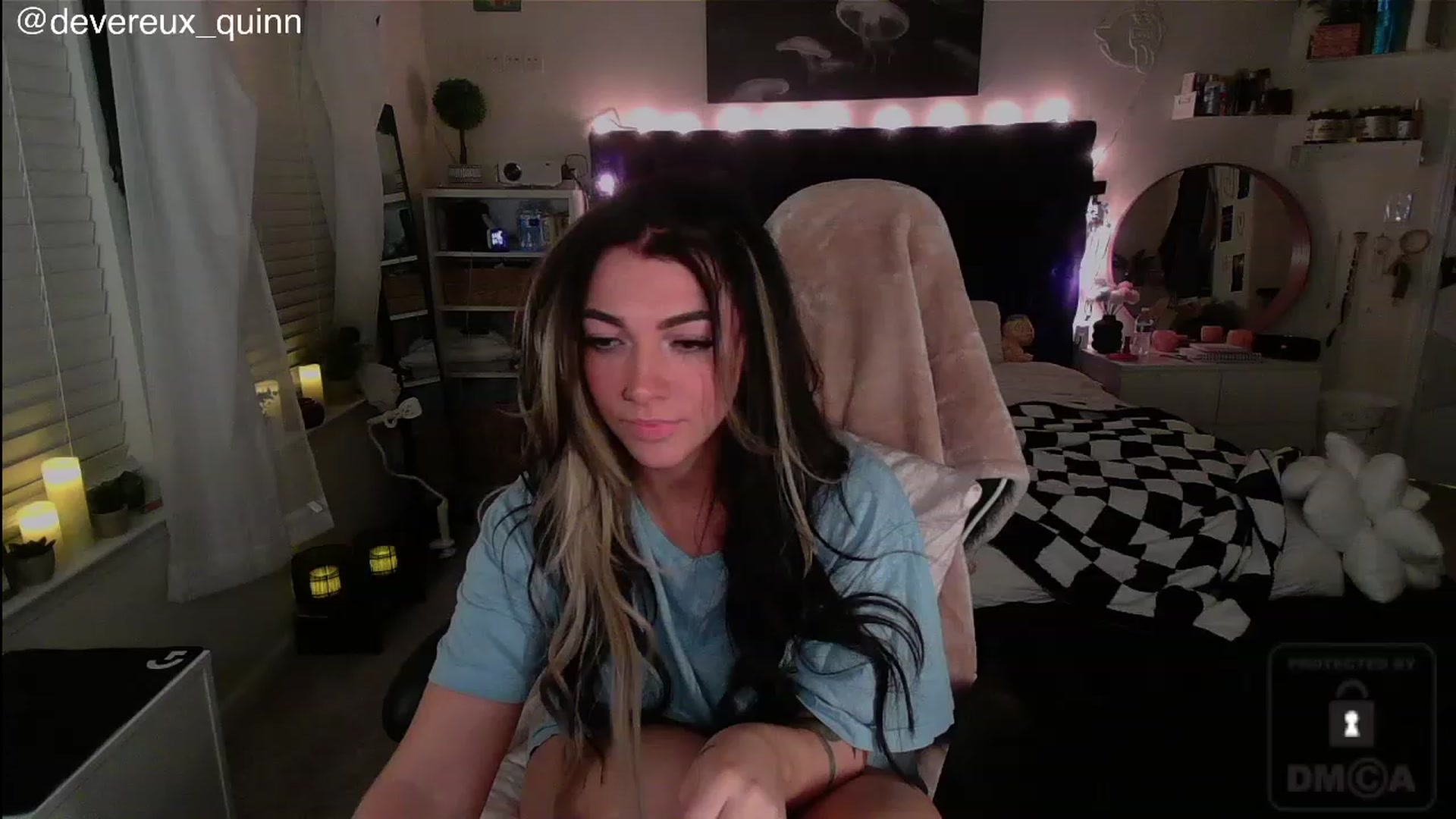 Gallery image thumbnail from Devereuxquinn's myfreecams stream on, 07/19/2023, 03:56 image 16 of 20