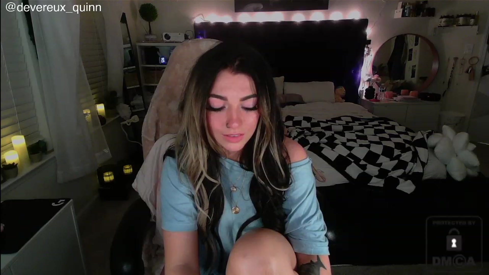 Gallery image thumbnail from Devereuxquinn's myfreecams stream on, 07/19/2023, 08:05 image 13 of 20