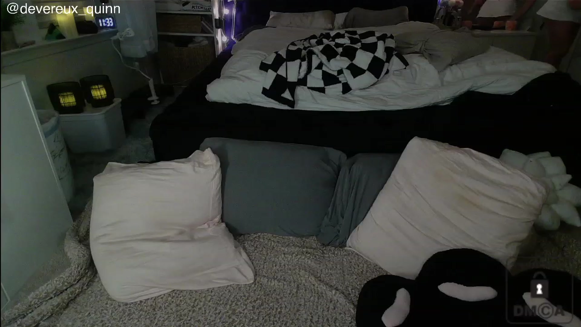 Gallery image thumbnail from Devereuxquinn's myfreecams stream on, 07/22/2023, 05:06 image 4 of 20