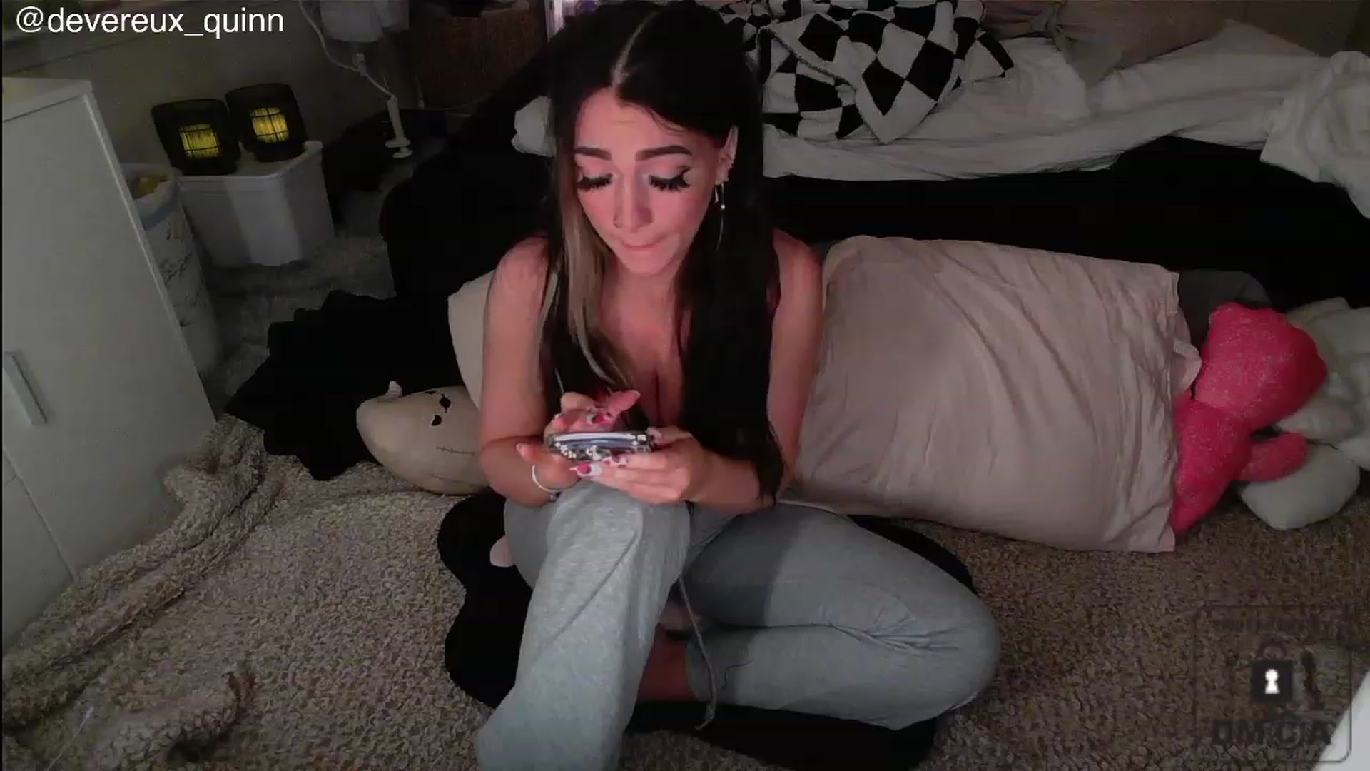 Gallery image thumbnail from Devereuxquinn's myfreecams stream on, 07/22/2023, 05:06 image 19 of 20