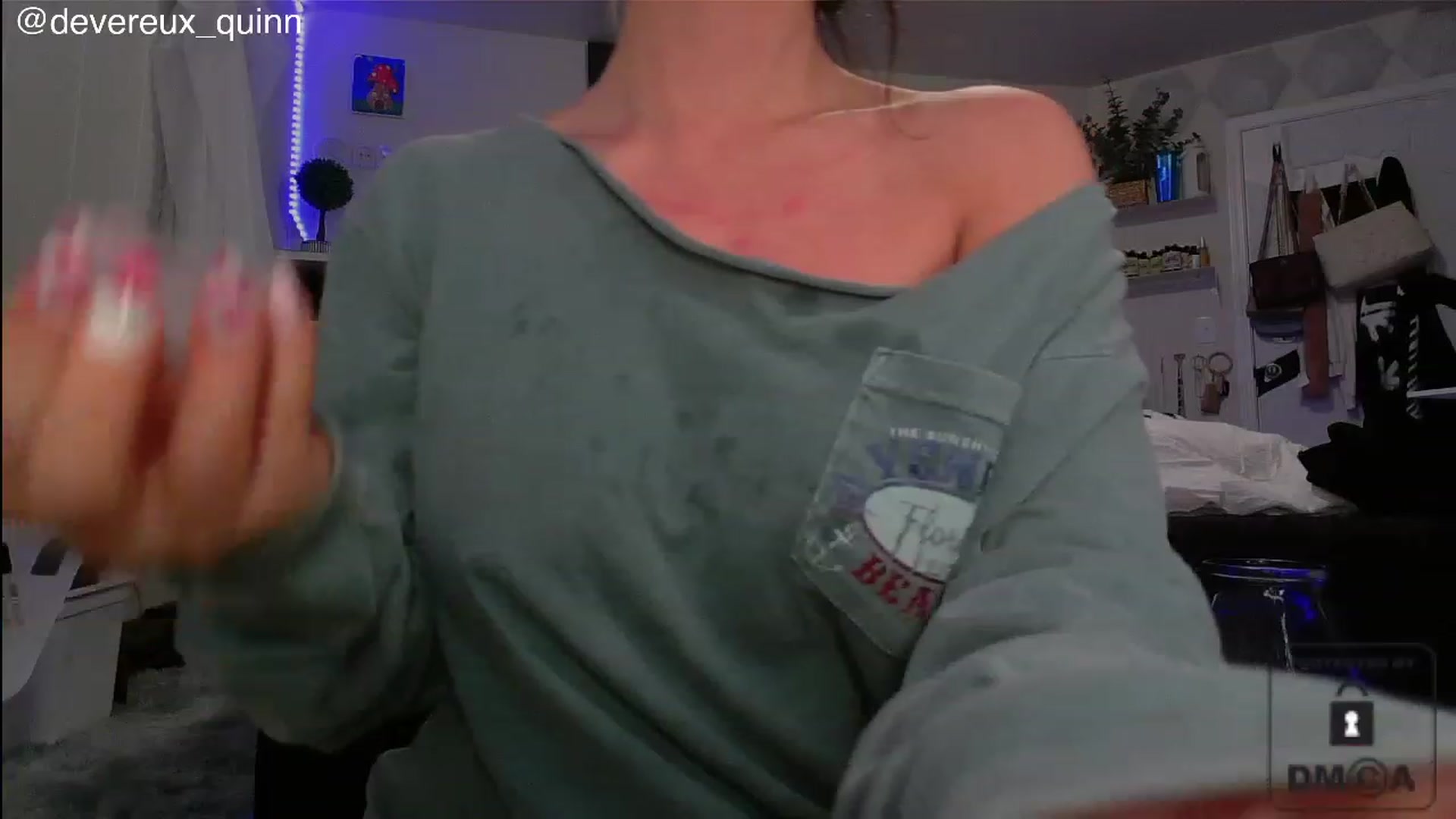 Gallery image thumbnail from Devereuxquinn's myfreecams stream on, 07/23/2023, 05:43 image 18 of 20