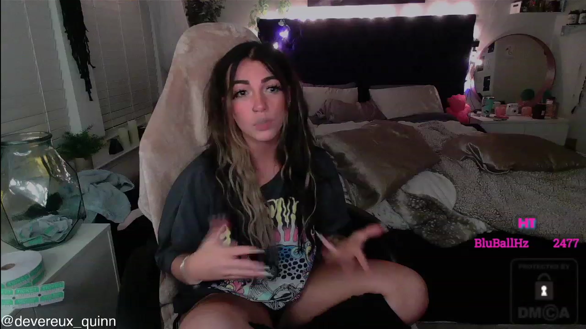 Gallery image thumbnail from Devereuxquinn's myfreecams stream on, 07/26/2023, 07:52 image 16 of 20