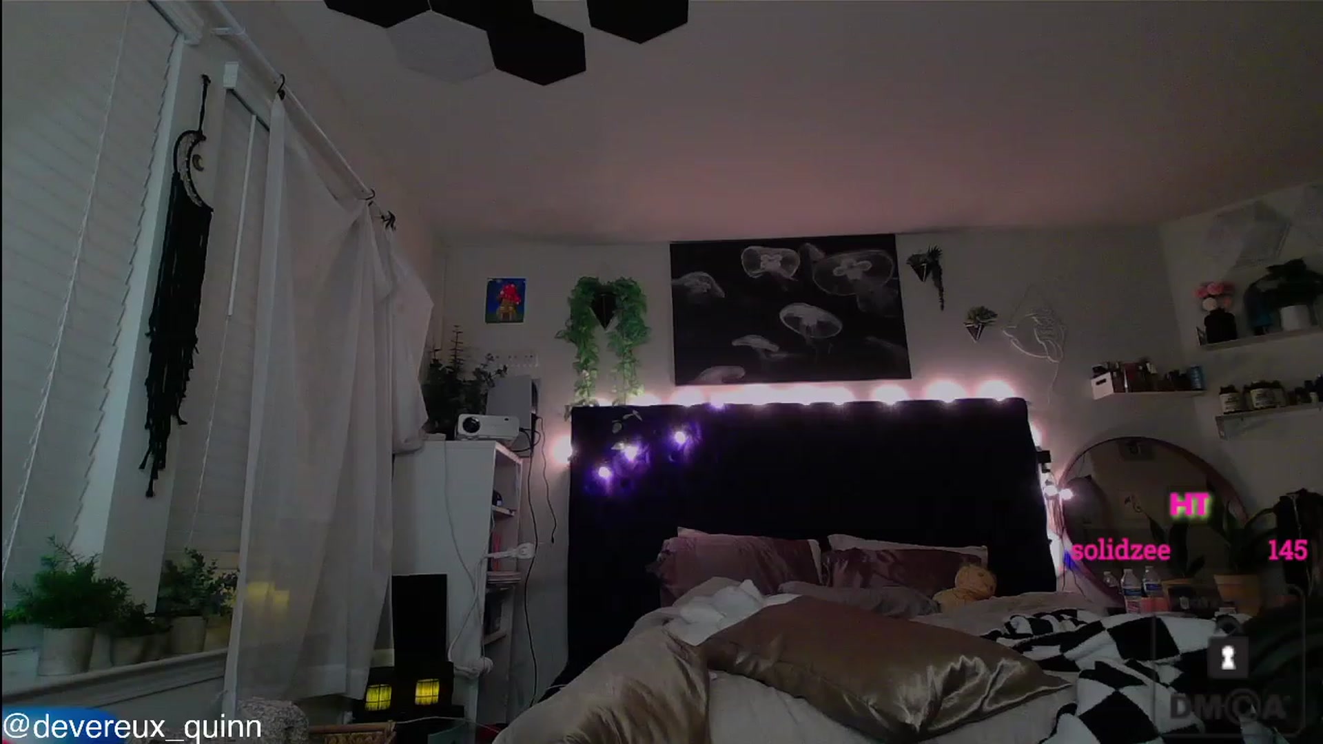 Gallery image thumbnail from Devereuxquinn's myfreecams stream on, 08/03/2023, 05:38 image 1 of 20
