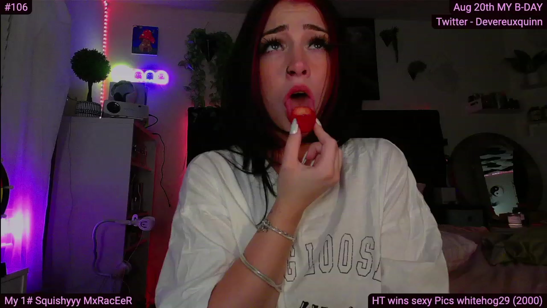 Gallery image thumbnail from Devereuxquinn's myfreecams stream on, 08/16/2023, 09:25 image 12 of 20