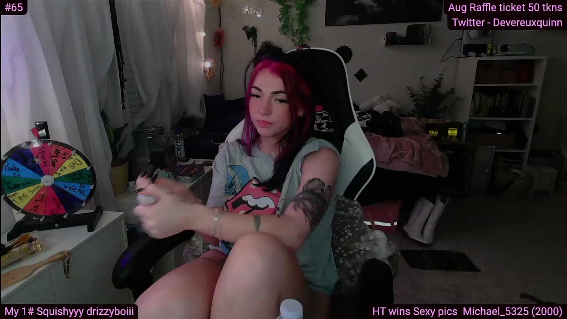 Gallery image thumbnail from Devereuxquinn's myfreecams stream on, 08/30/2023, 06:54 image 19 of 20