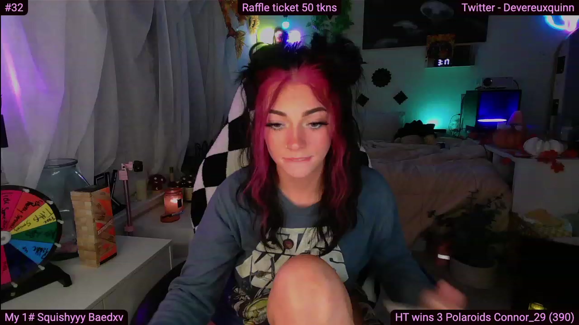 Gallery image thumbnail from Devereuxquinn's myfreecams stream on, 09/13/2023, 08:34 image 9 of 20