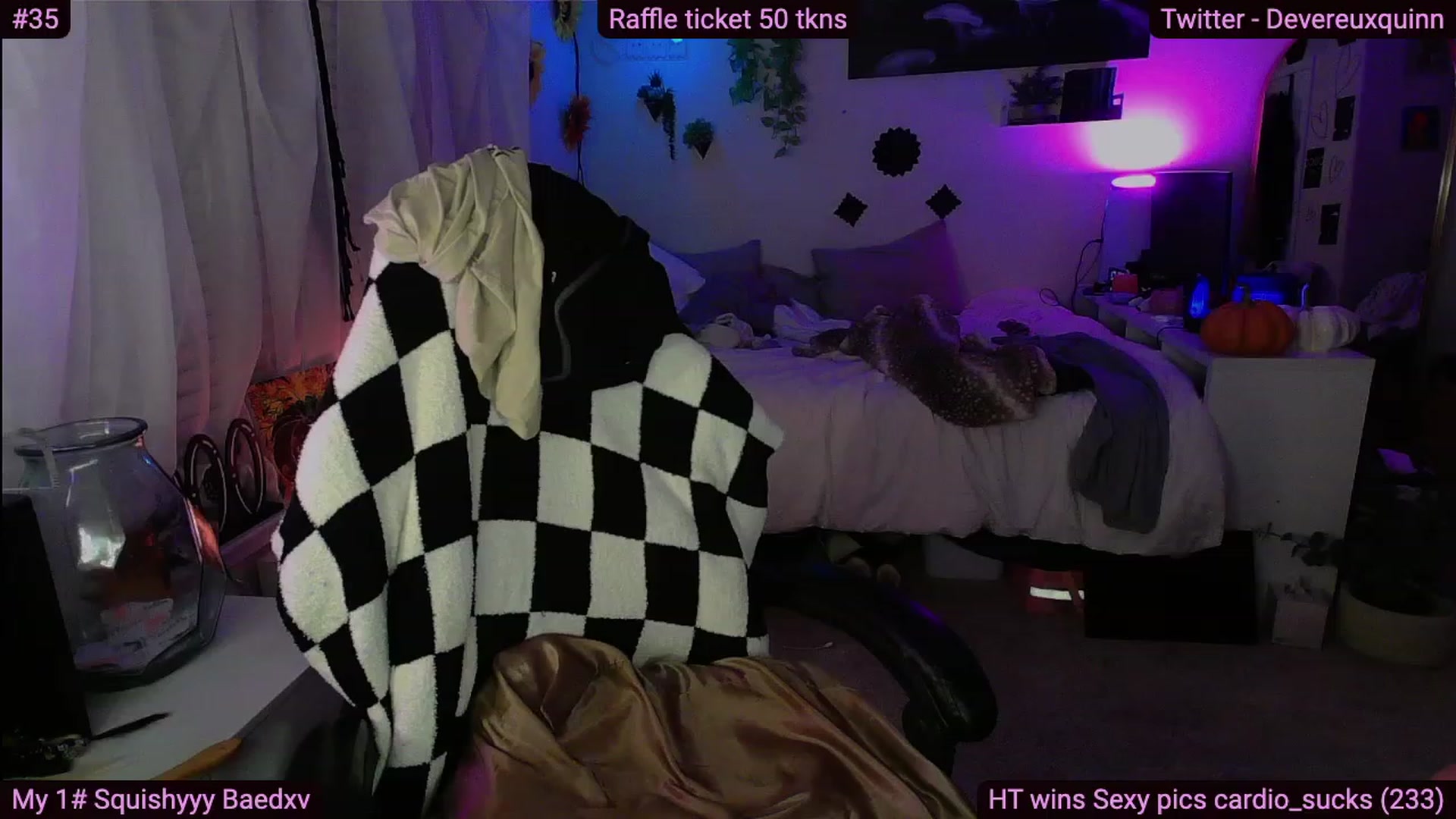 Gallery image thumbnail from Devereuxquinn's myfreecams stream on, 09/23/2023, 05:06 image 15 of 20