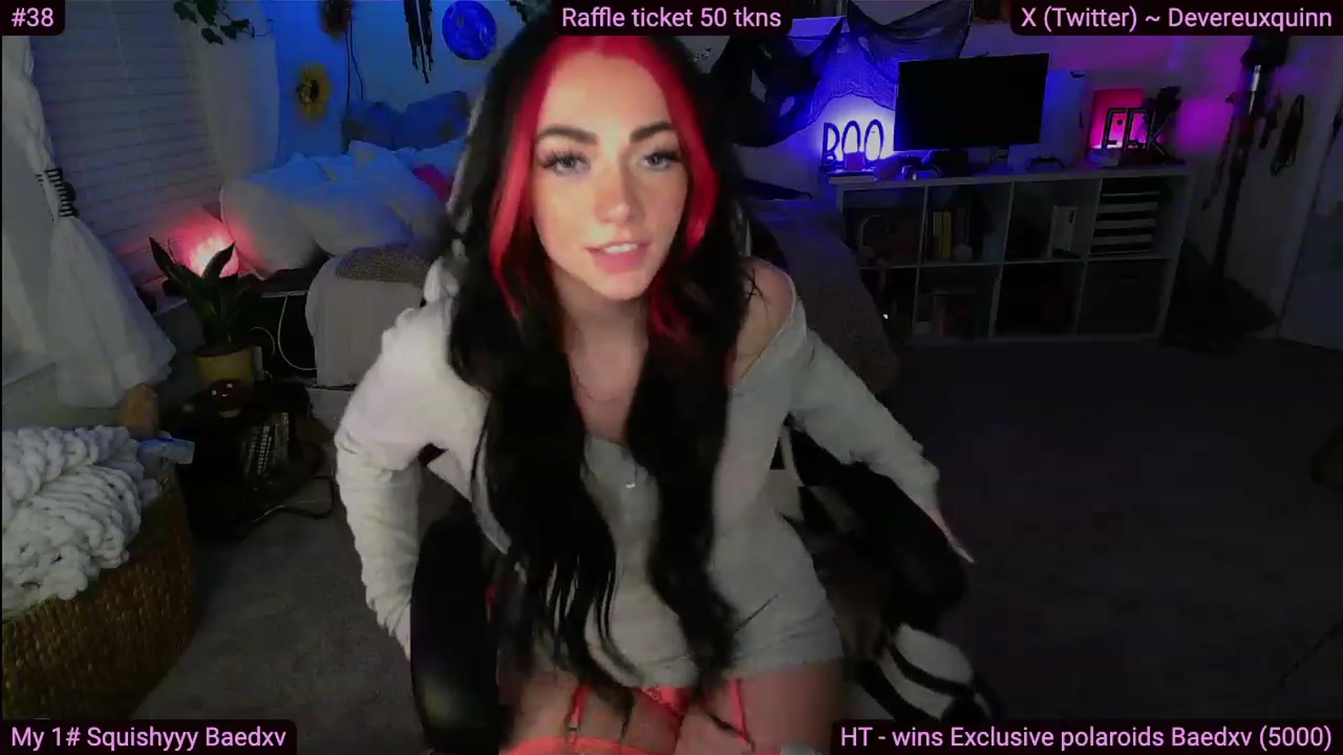 Gallery image thumbnail from Devereuxquinn's myfreecams stream on, 10/01/2023, 05:51 image 11 of 20